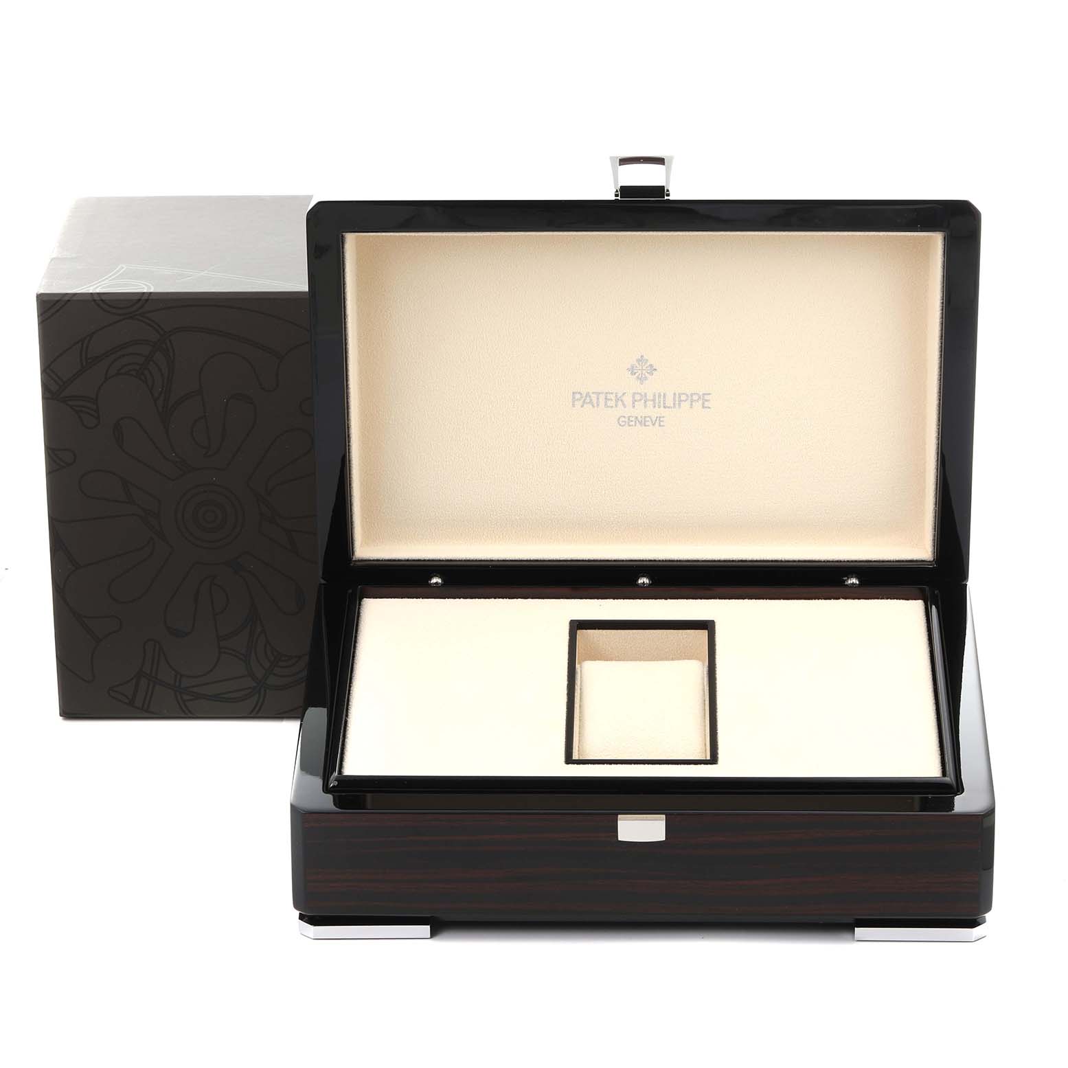 The image shows an open Patek Philippe Complications 5130R-018 Men
s Rose Gold Silver Dial 5130R-018 Men
s Rose Gold Silver Dial watch box, viewed from the front.