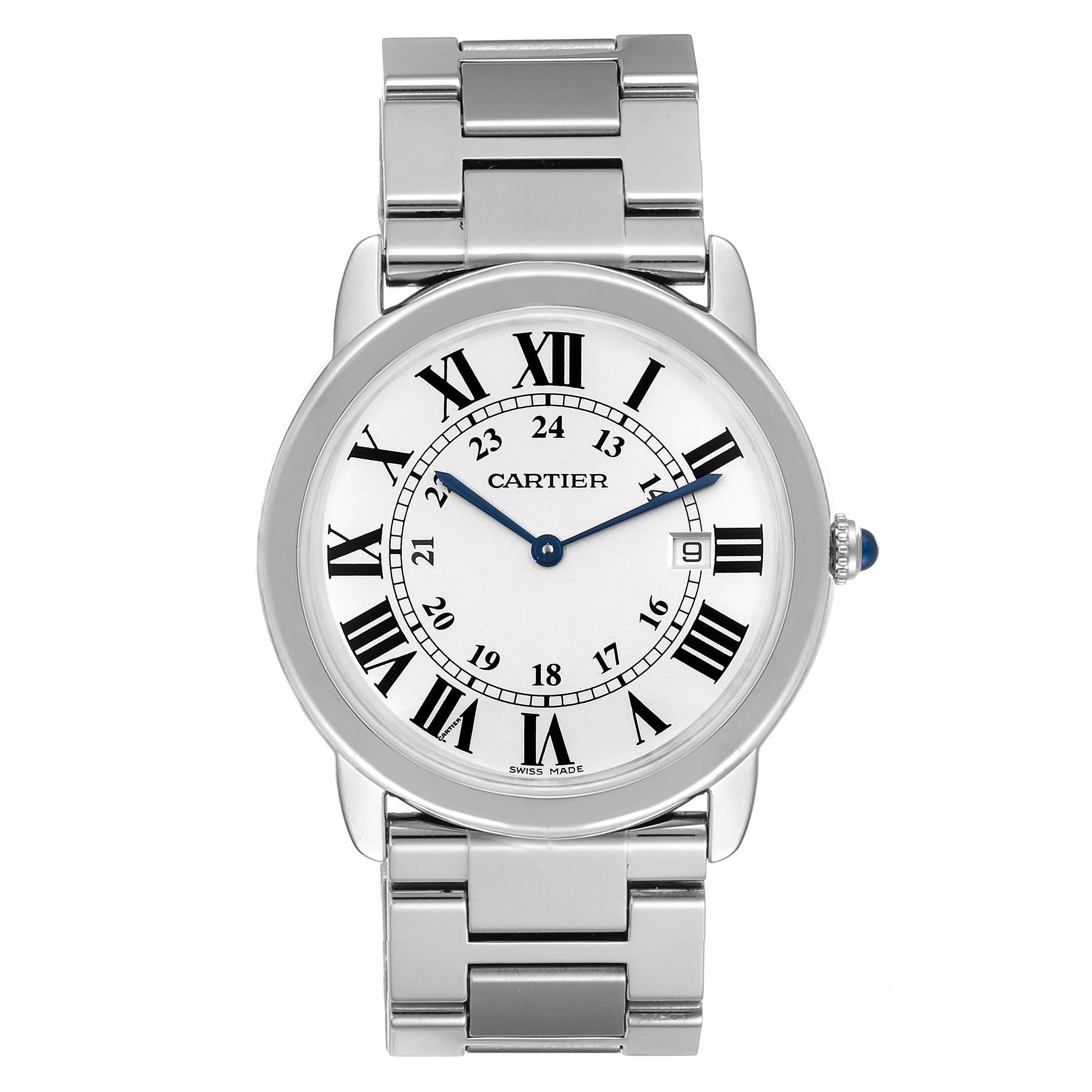 This image shows a front view of a Cartier Ronde W6701005 Men
s Stainless Steel Silver Dial W6701005 Men
s Stainless Steel Silver Dial watch displaying the face, bezel, lugs, and bracelet.