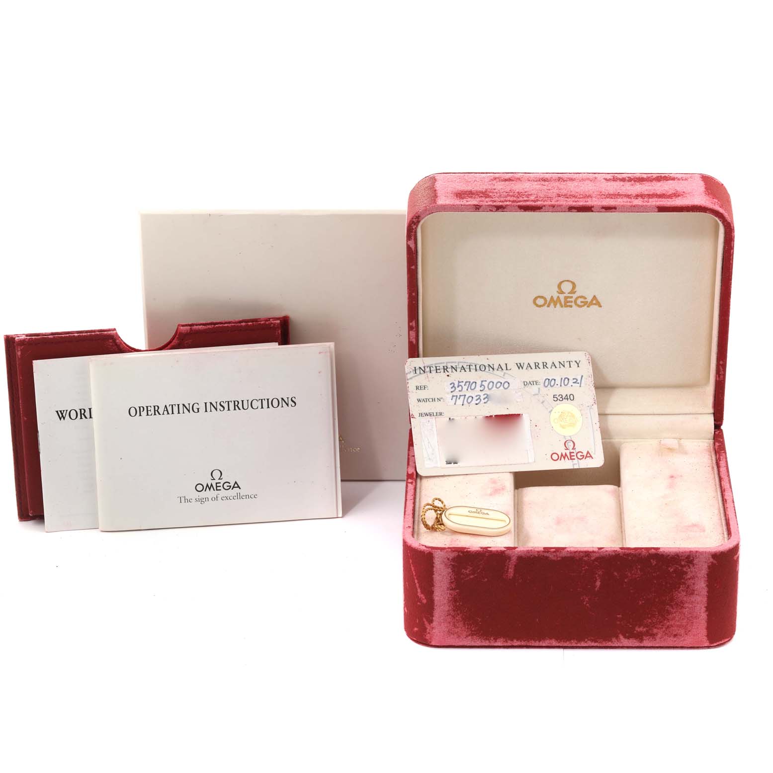 The image shows the packaging, operating instructions, warranty card, and a red velvet box for the Omega Speedmaster 3570.50.00 Men
s Stainless Steel Black Dial 3570.50.00 Men
s Stainless Steel Black Dial watch model.