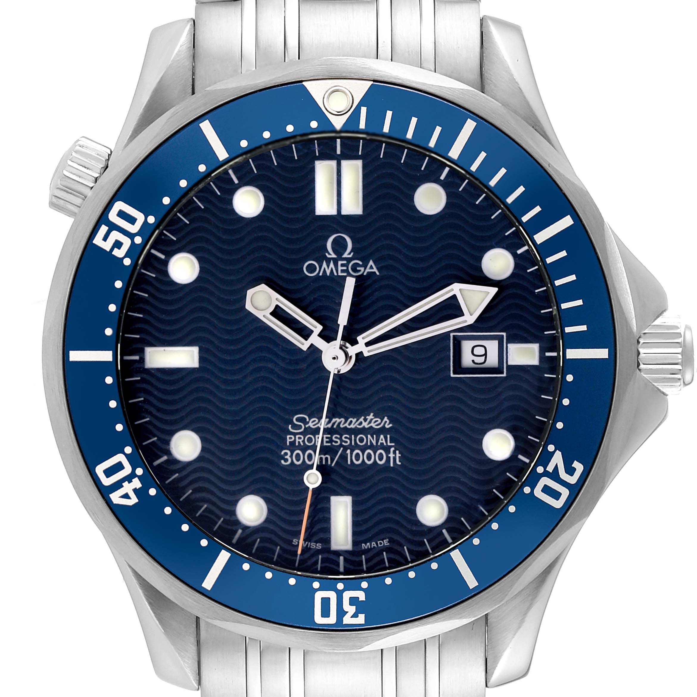 The image shows a front view of the Omega Seamaster 2541.80.00 Men
s Stainless Steel Blue Dial 2541.80.00 Men
s Stainless Steel Blue Dial watch, highlighting its blue bezel, wave-pattern dial, and date window at 3 o
clock.