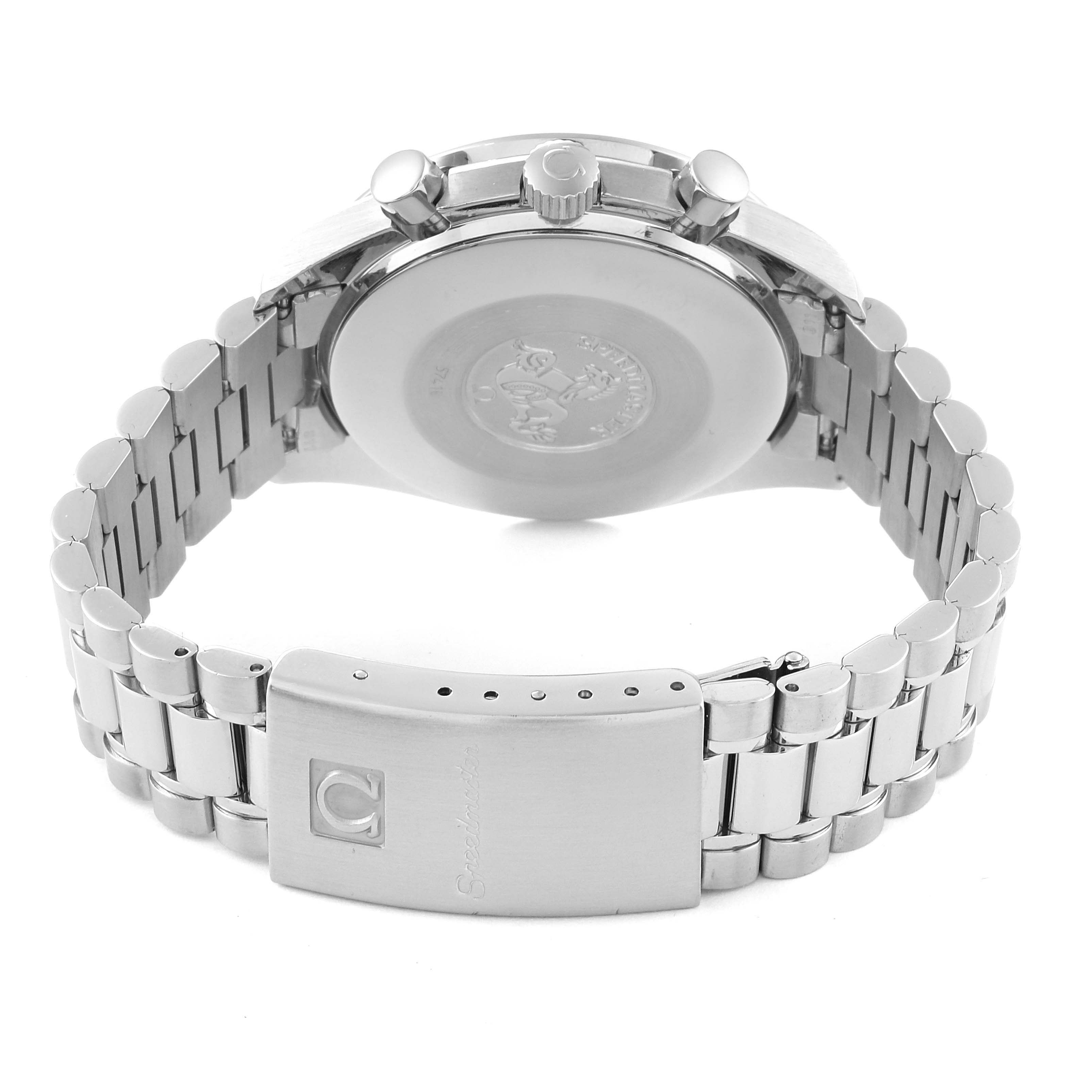 The image shows the back and clasp of an Omega Speedmaster 3510.50.00 Men
s Stainless Steel Black Dial 3510.50.00 Men
s Stainless Steel Black Dial watch, highlighting the case back and metal bracelet.