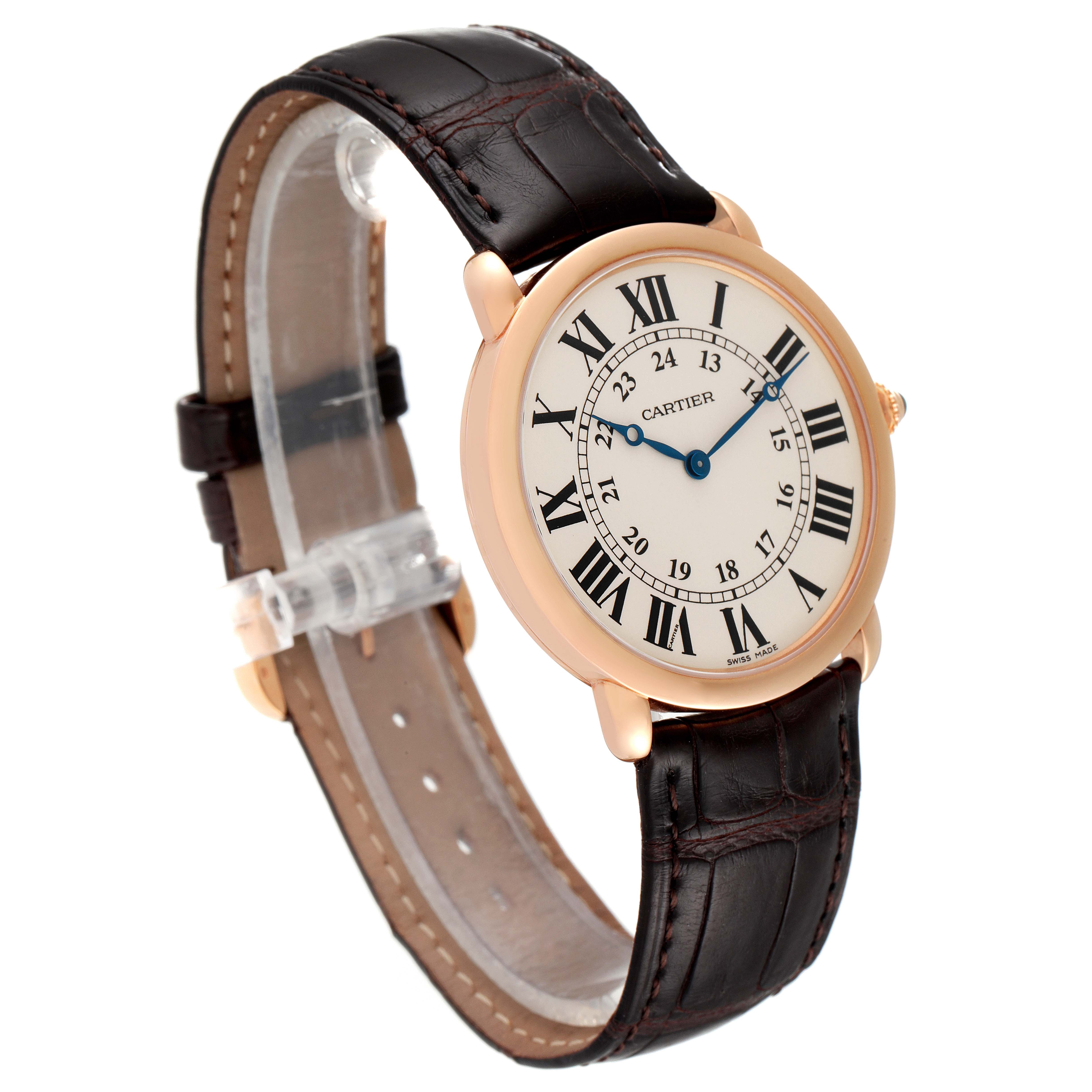 The image shows a Cartier Ronde W6800251 Men's Rose Gold Silver Dial W6800251 Men's Rose Gold Silver Dial model watch at a three-quarter angle, highlighting its face, strap, and case.