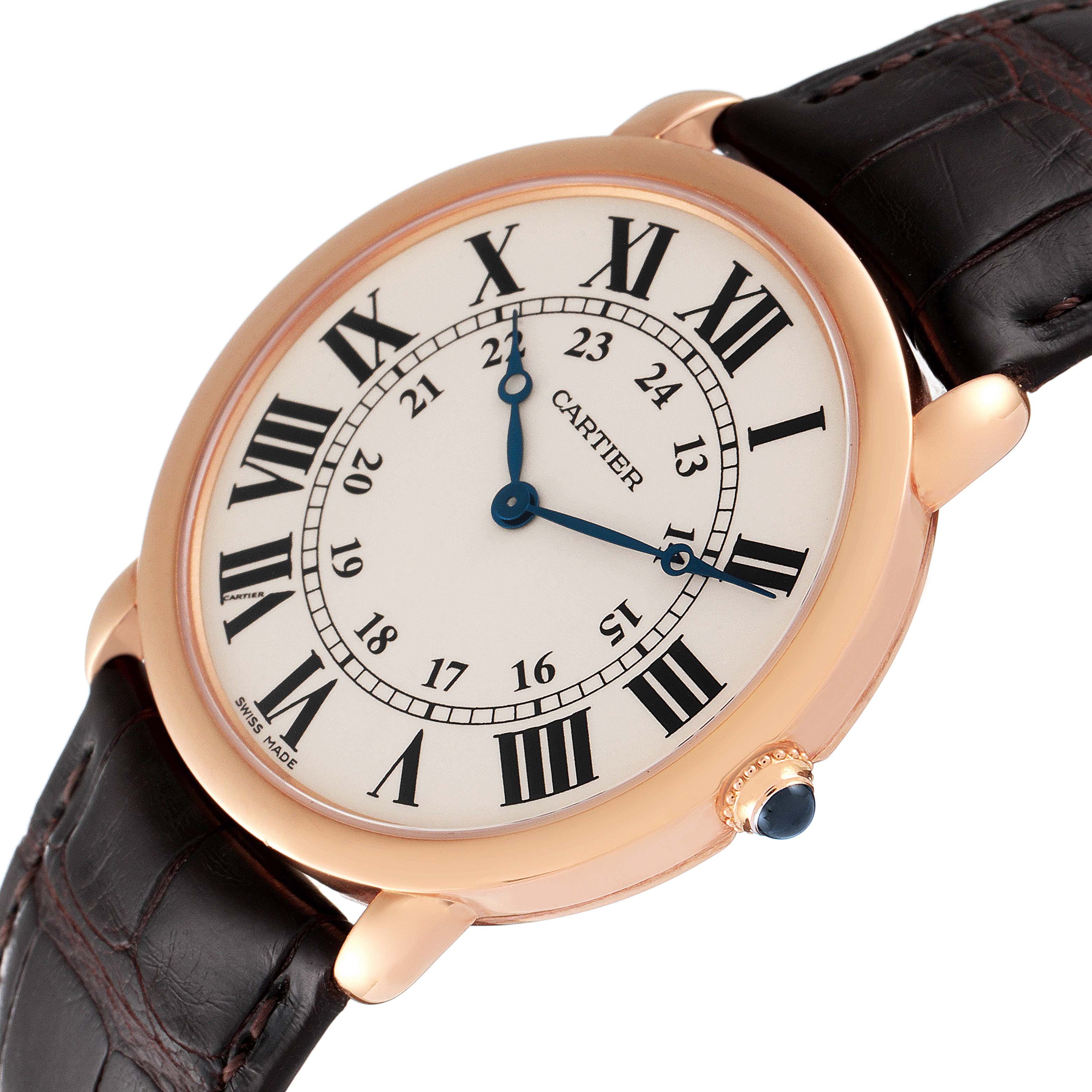 The Cartier Ronde W6800251 Men's Rose Gold Silver Dial W6800251 Men's Rose Gold Silver Dial watch is shown at a slight angle, displaying its round face, Roman numerals, blue hands, and leather strap.