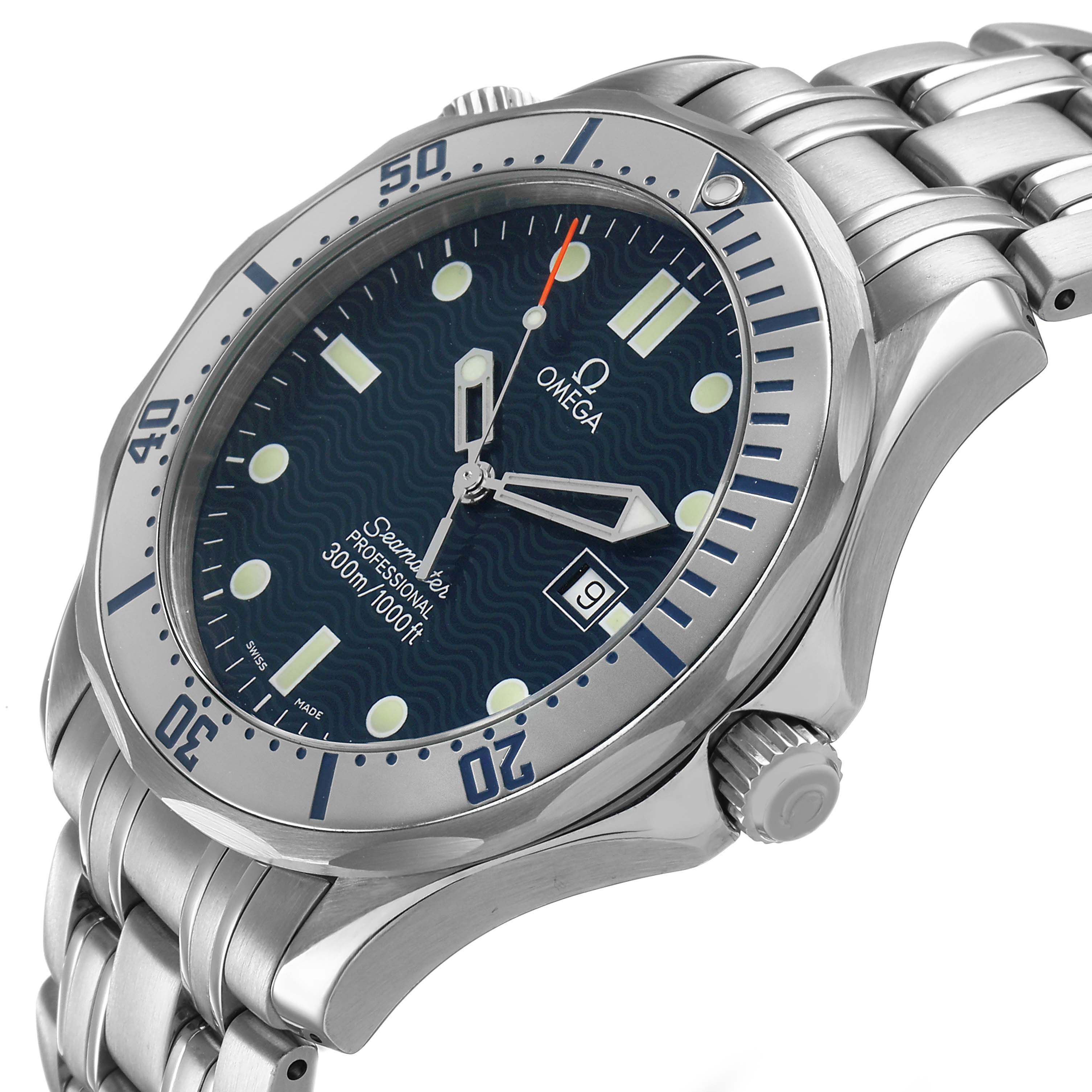 The image shows an angled view of the Omega Seamaster 2542.80.00 Men's Stainless Steel Black Dial watch, highlighting the dial, bezel, and bracelet.