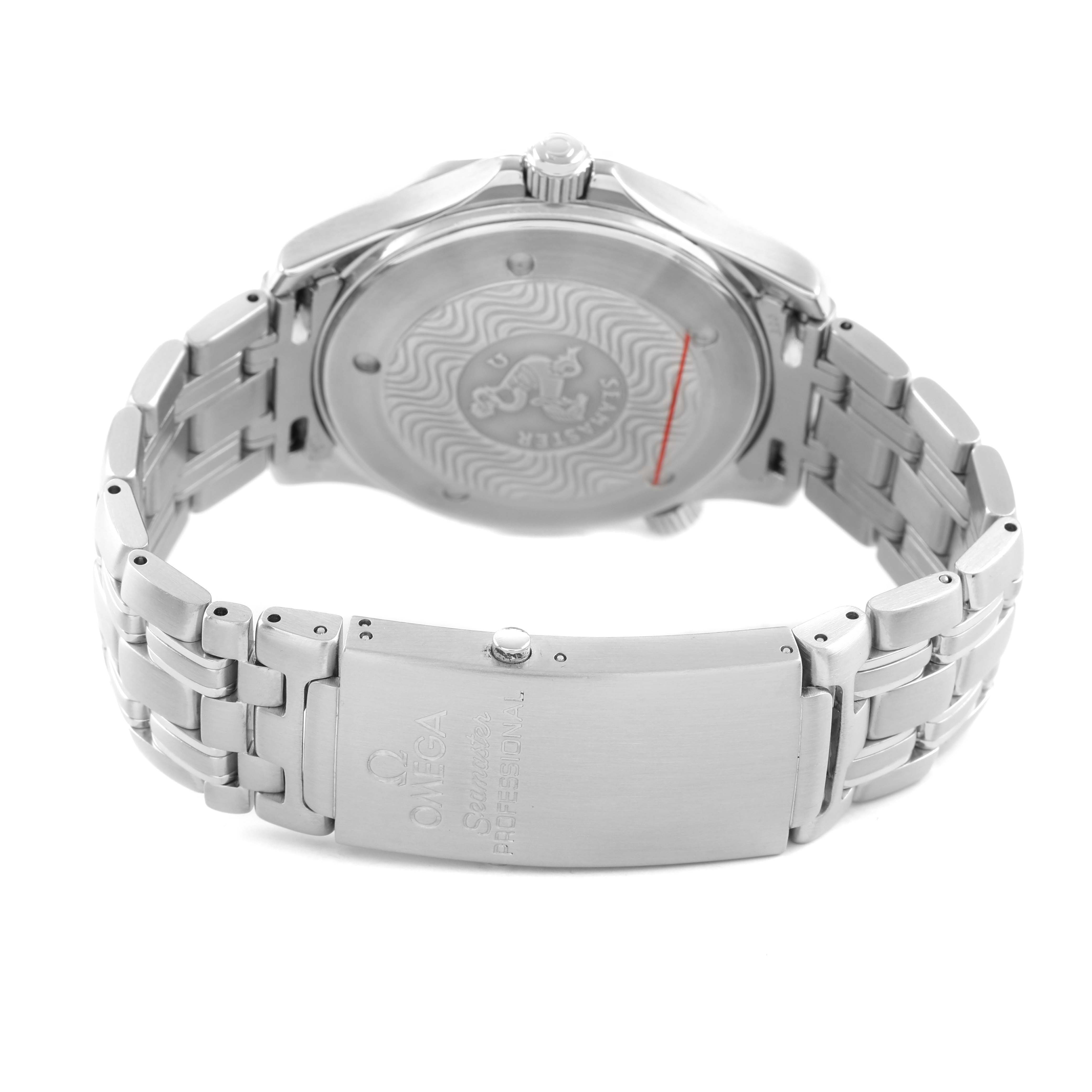 The image shows the back and clasp of an Omega Seamaster 2542.80.00 Men's Stainless Steel Black Dial, highlighting the case back and bracelet.