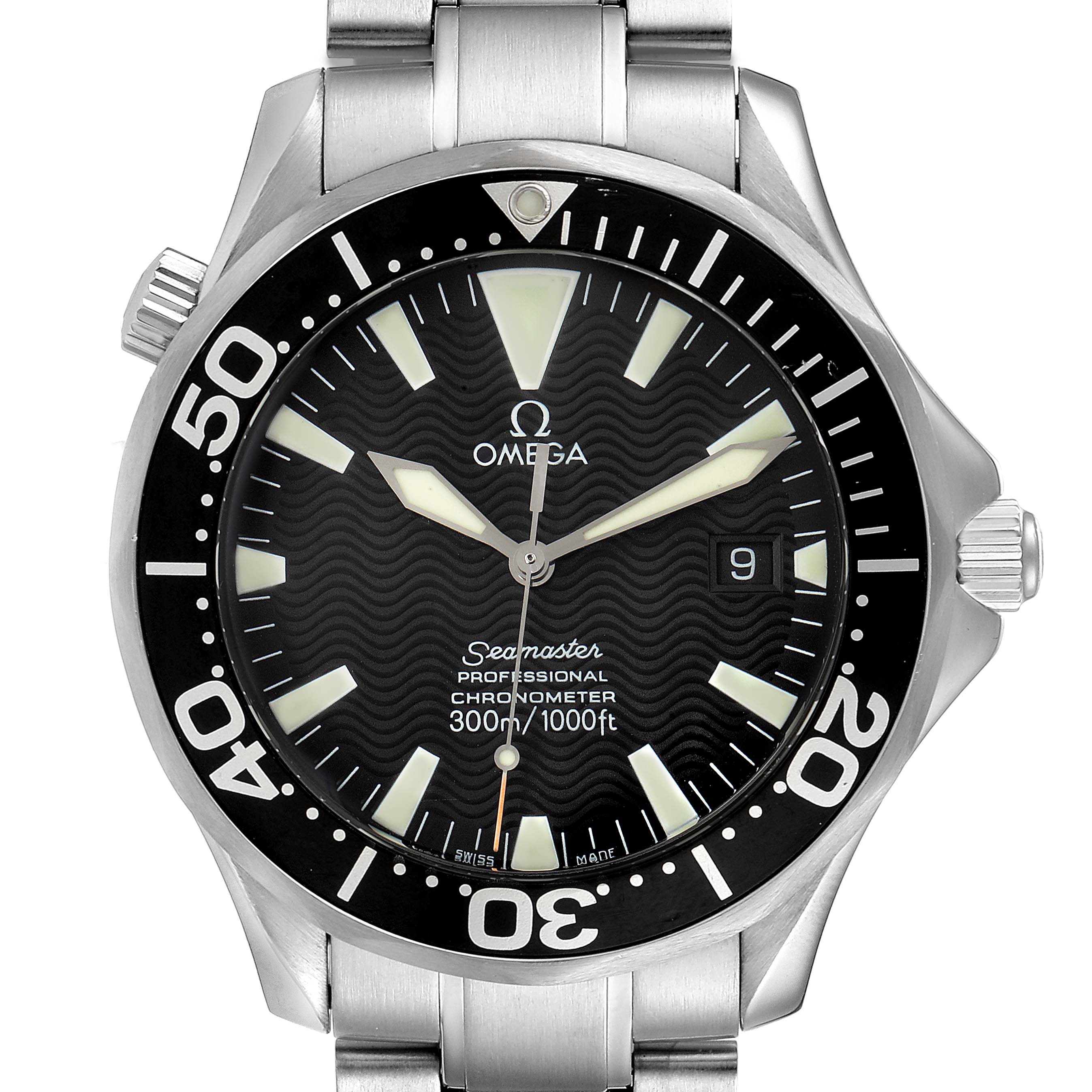 This image shows a front view of an Omega Seamaster 2254.50.00 Men
s Stainless Steel Black Dial 2254.50.00 Men
s Stainless Steel Black Dial watch displaying the dial, bezel, crown, and part of the stainless steel bracelet.