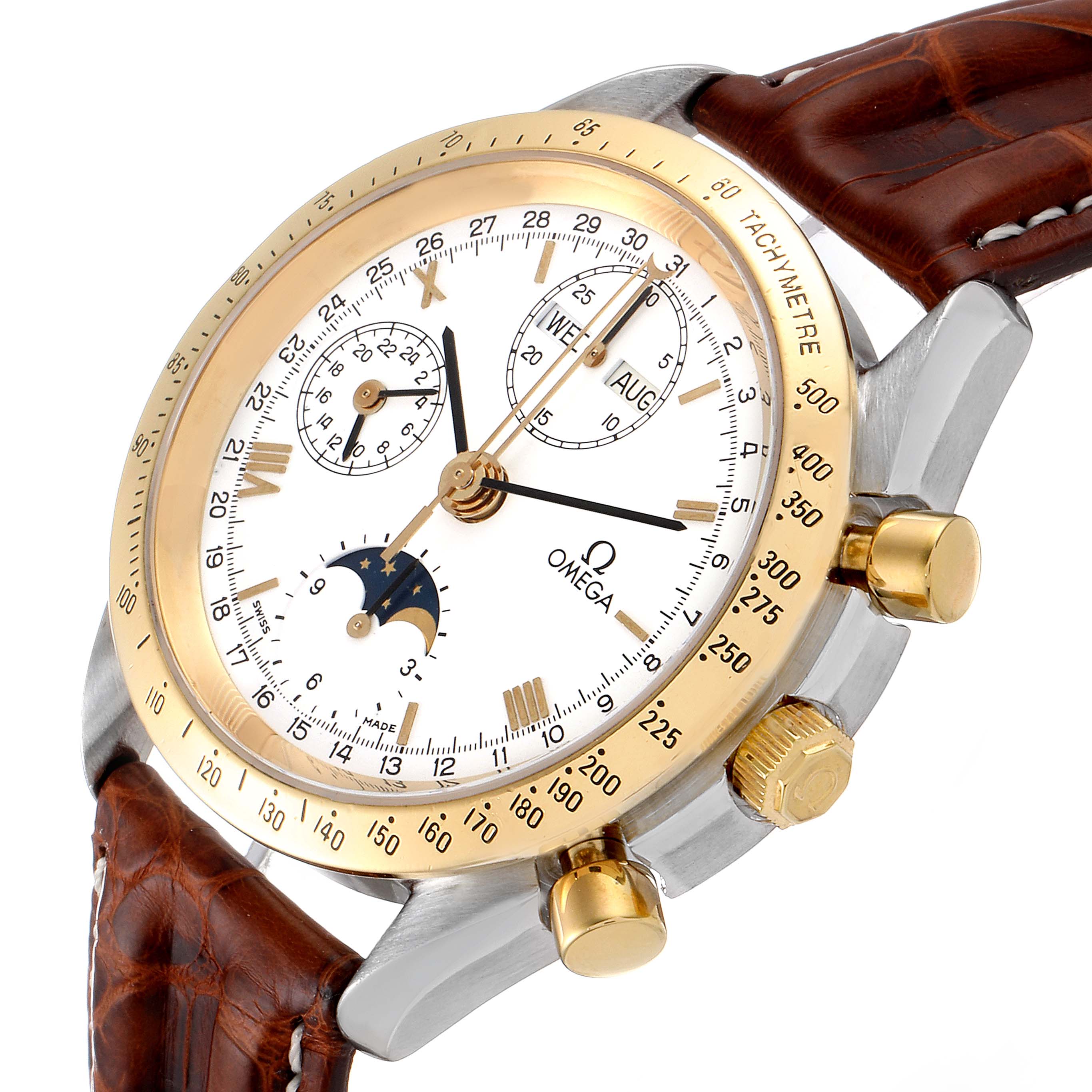 The image shows an angled view of the Omega Speedmaster 3330.20.00 Men's Steel and Gold (two tone) White Dial 3330.20.00 Men's Steel and Gold (two tone) White Dial watch, highlighting its gold bezel, sub-dials, tachymeter, and brown leather strap.