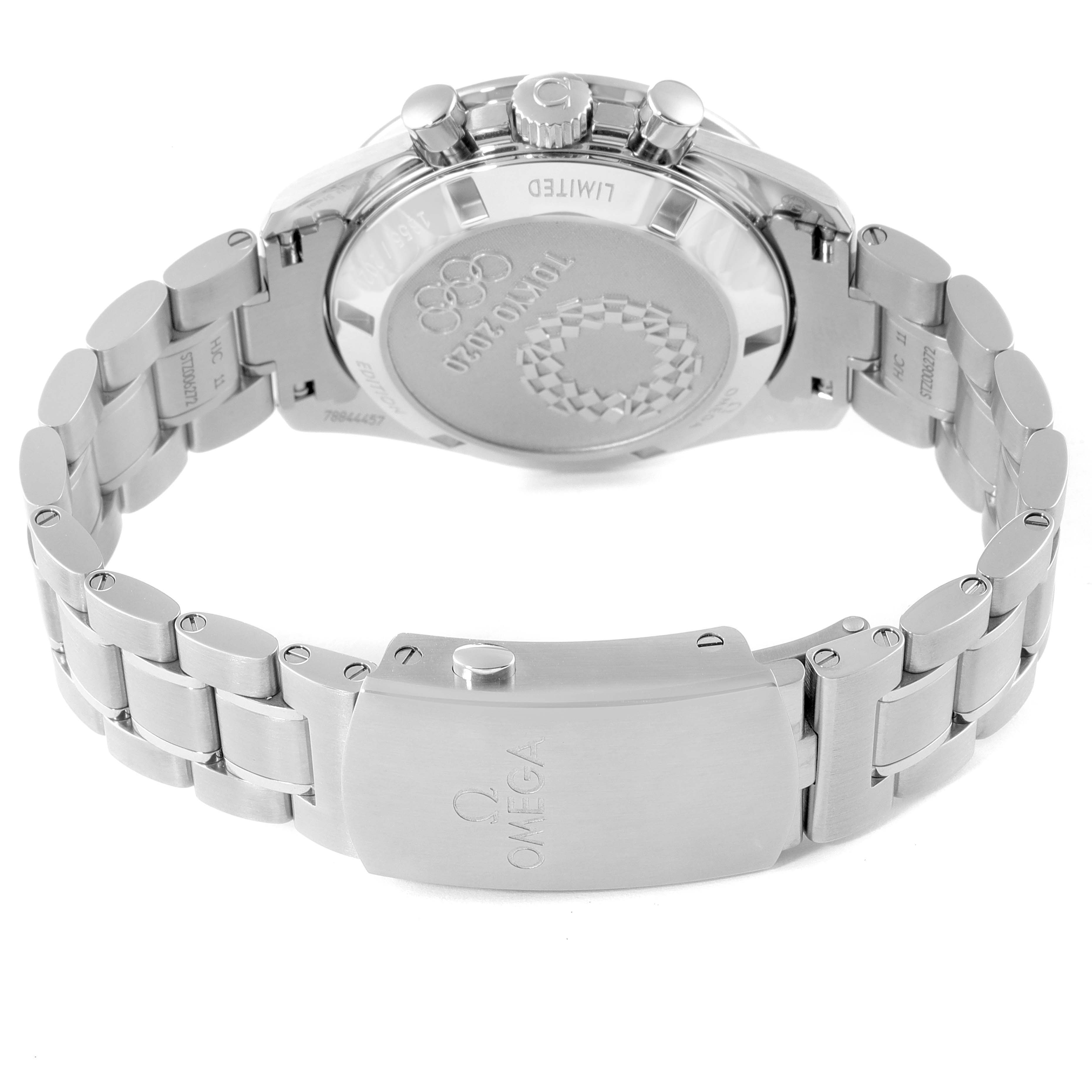 This image shows the back case and stainless steel bracelet of the Omega Speedmaster 522.30.42.30.04.001 Men's Stainless Steel White Dial 522.30.42.30.04.001 Men's Stainless Steel White Dial watch.