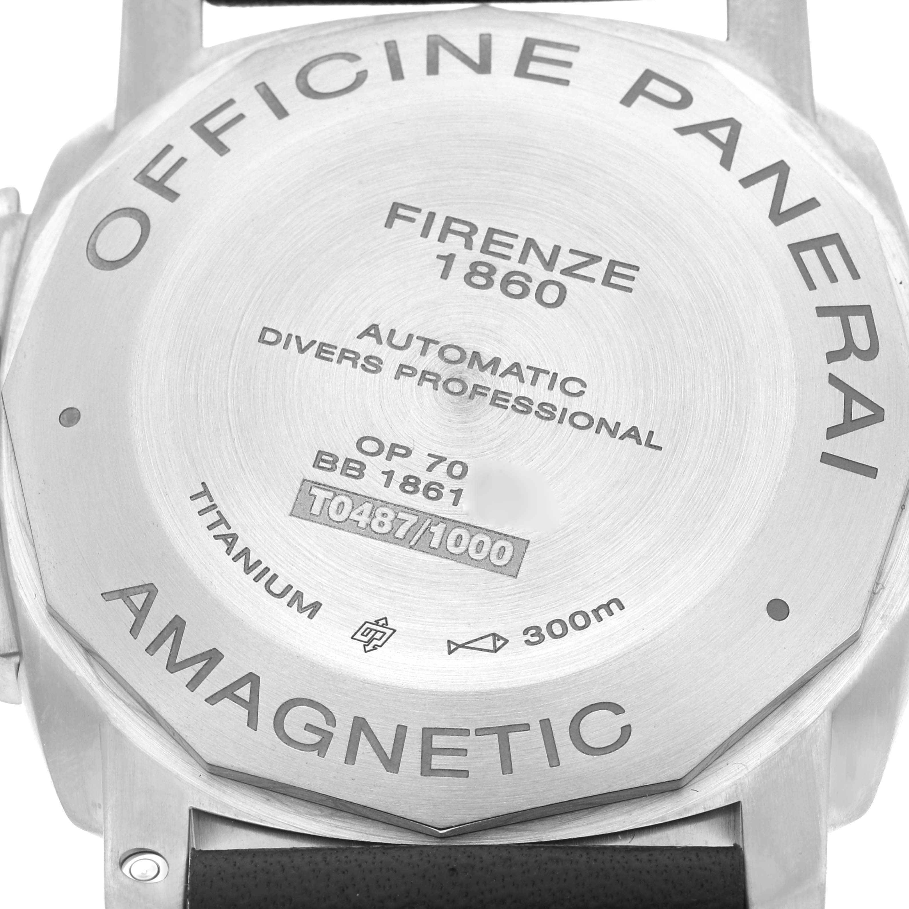 This image shows the case back of a Panerai Submersible PAM01389 Men
s Titanium Black Dial PAM01389 Men
s Titanium Black Dial watch, displaying model-specific engravings and specifications.