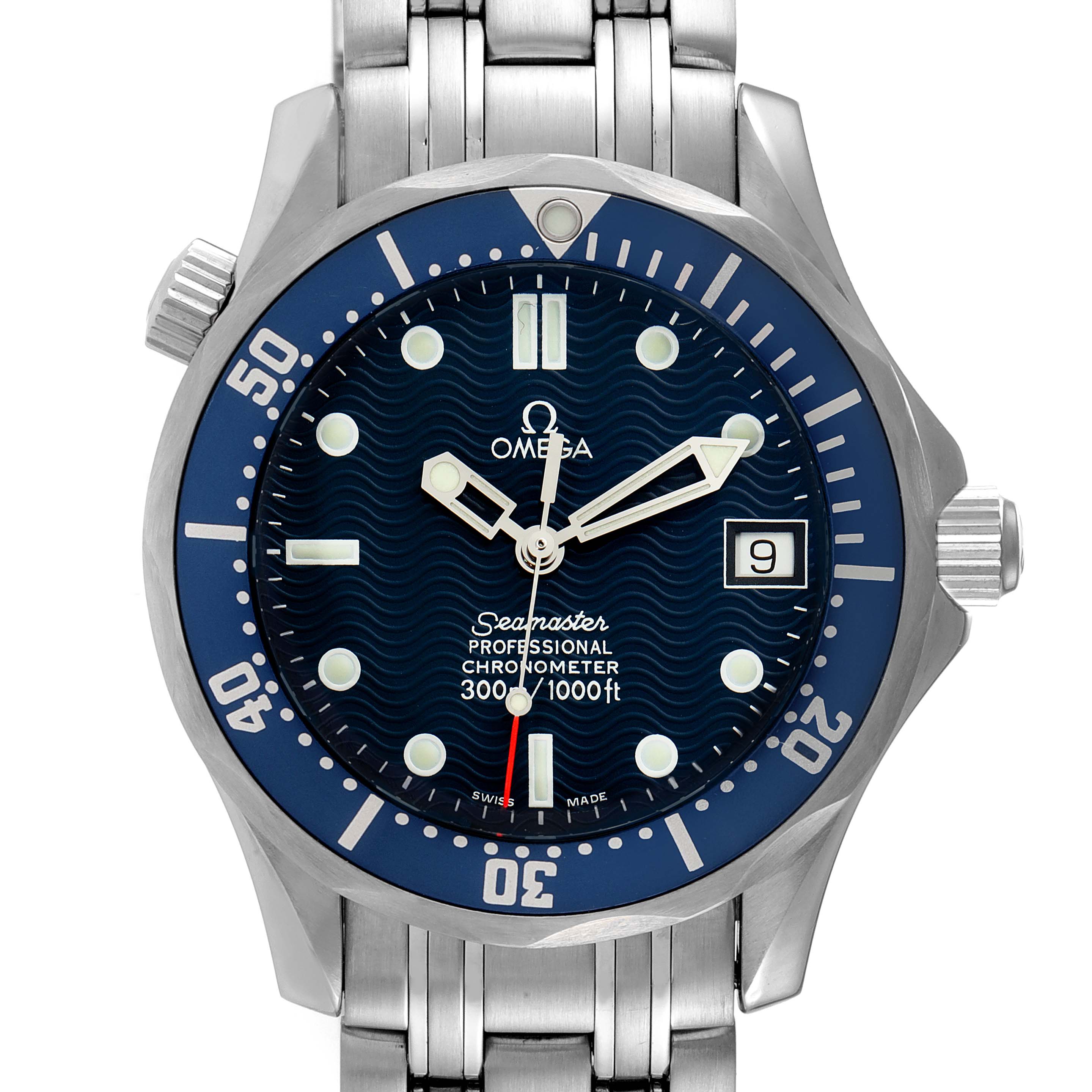 The image shows a top view of an Omega Seamaster 2551.80.00 Men's Stainless Steel Blue Dial 2551.80.00 Men's Stainless Steel Blue Dial watch, highlighting its blue dial, bezel, and stainless steel bracelet.