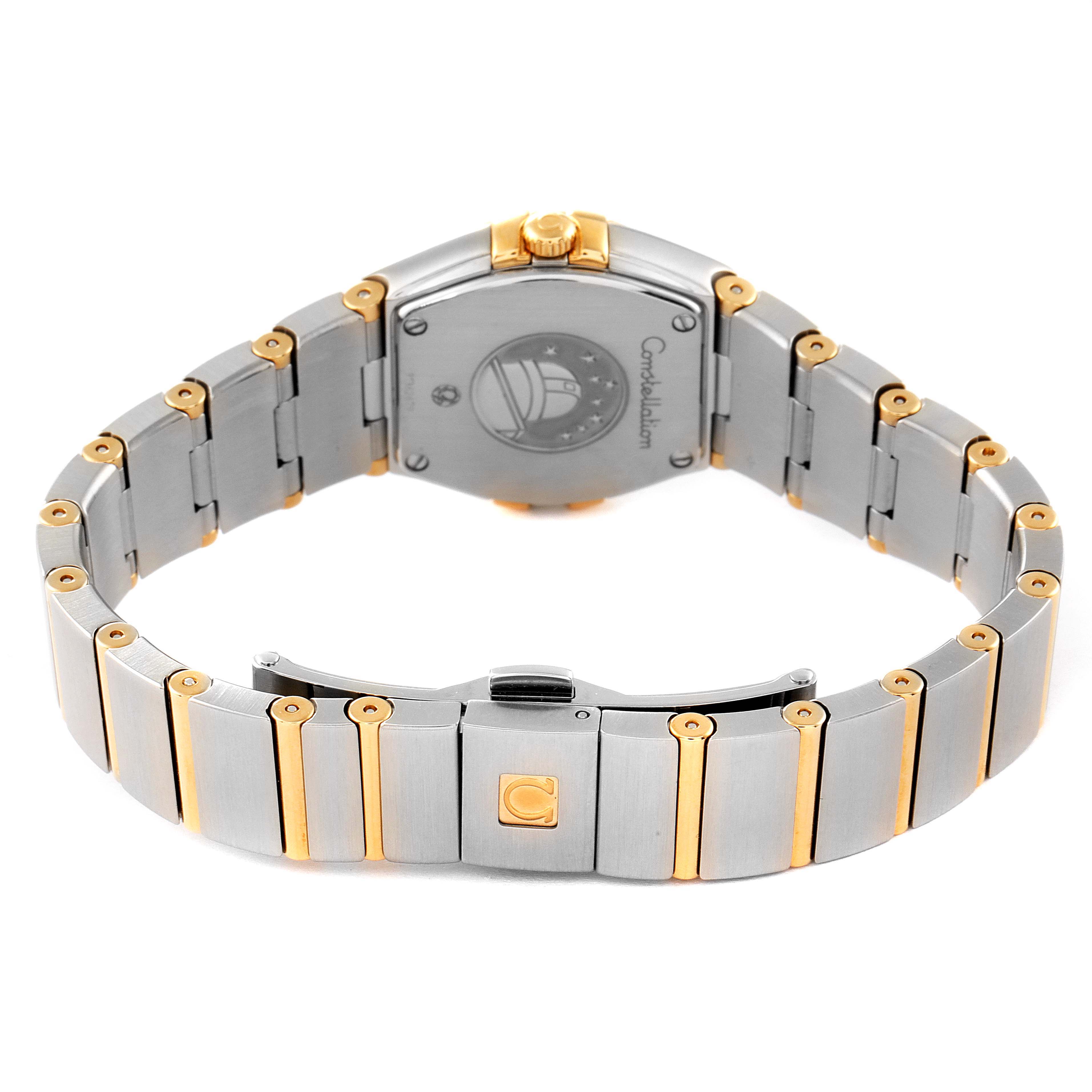 This image shows the back and bracelet of the Omega 123.25.24.60.52.002 Women's Steel and Gold (two tone) Silver Dial 123.25.24.60.52.002 Women's Steel and Gold (two tone) Silver Dial Constellation Steel Yellow Gold Diamond Ladies Watch 123.25.24.60.52.002.