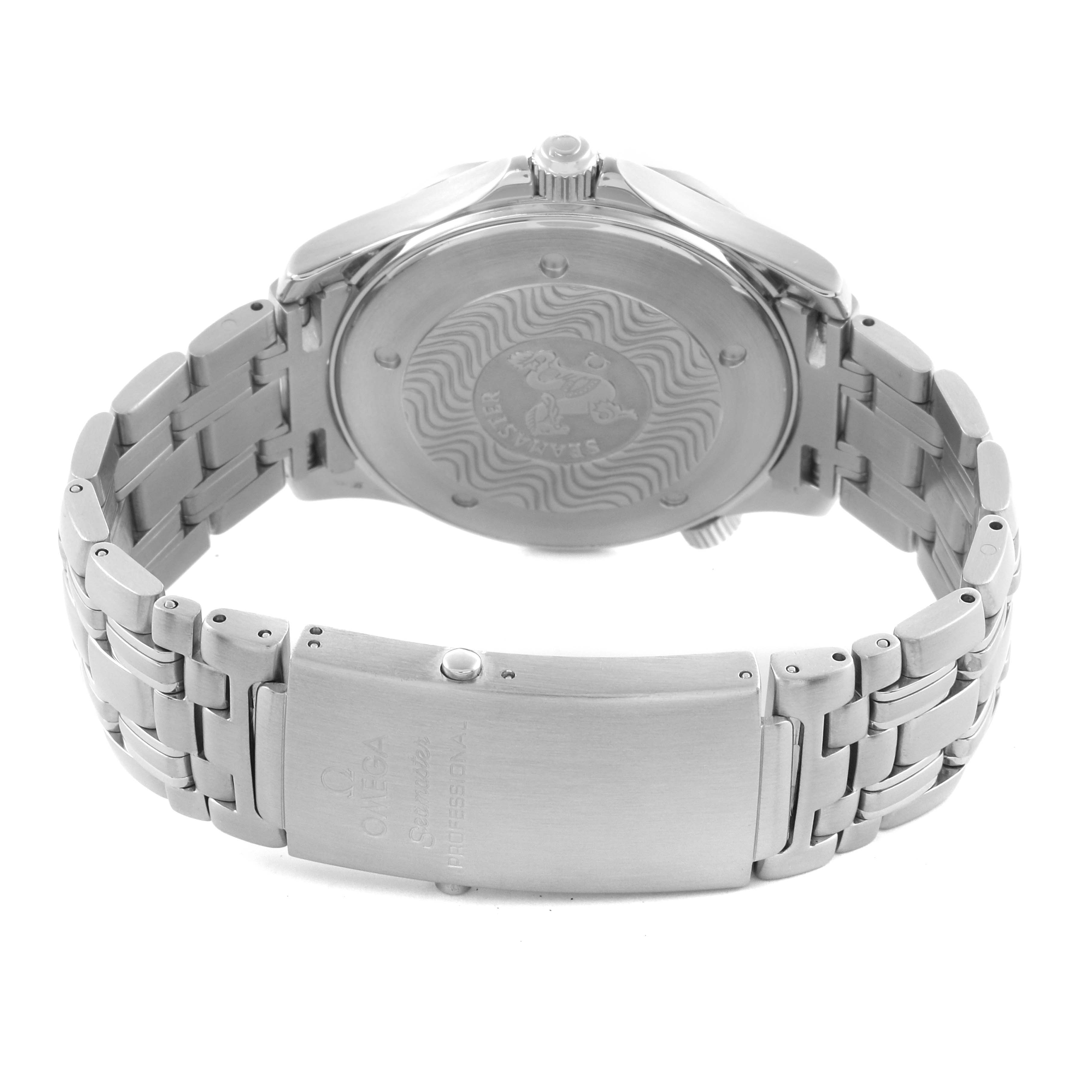 The image shows the back view of the Omega Seamaster 2541.80.00 Men
s Stainless Steel Blue Dial 2541.80.00 Men
s Stainless Steel Blue Dial watch, highlighting its stainless steel case back and bracelet clasp.