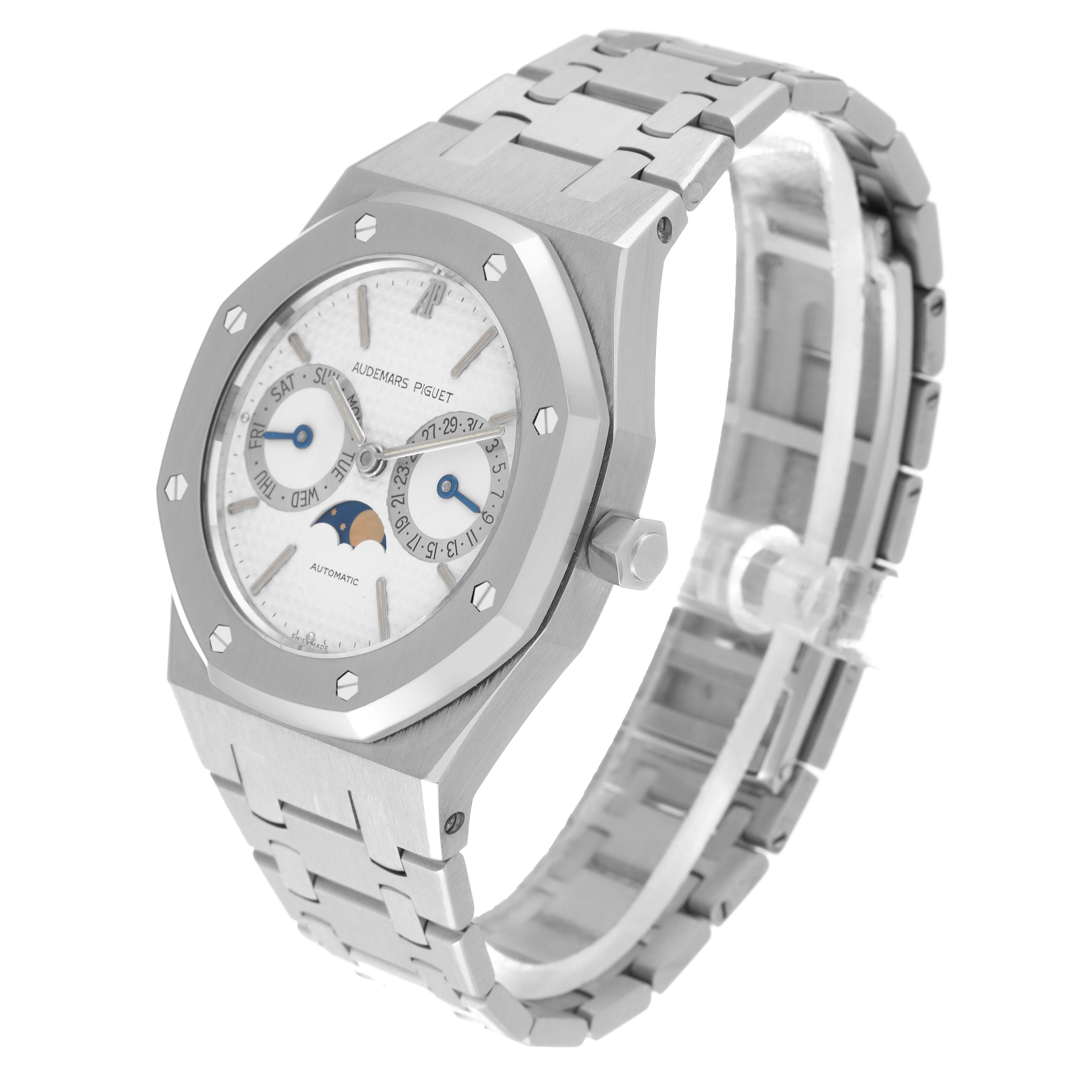 This image shows a side angle of an Audemars Piguet Royal Oak 25594ST.OO.0789ST.05 Men's Stainless Steel White Dial 25594ST.OO.0789ST.05 Men's Stainless Steel White Dial watch, displaying its face, bezel, crown, and bracelet.