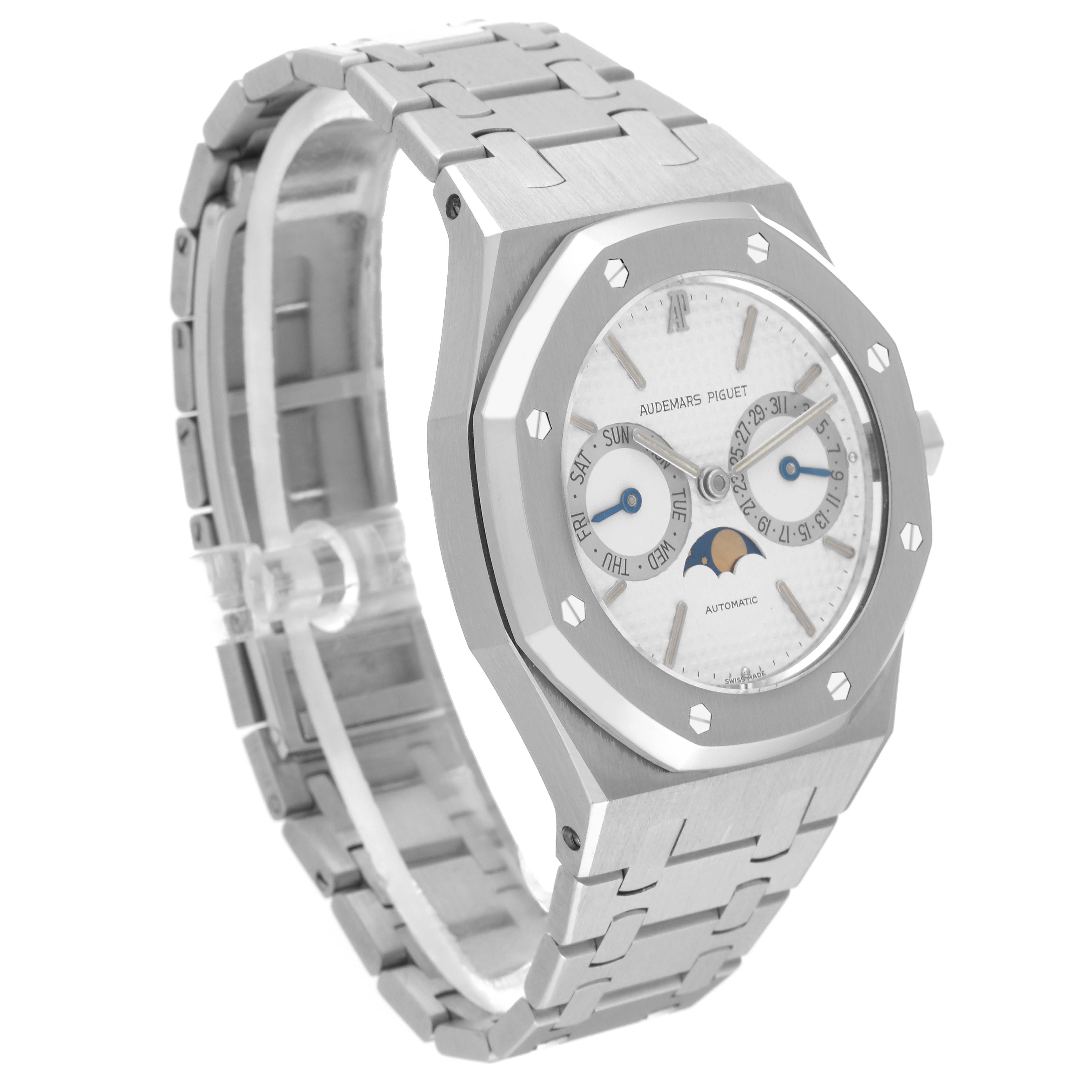 The image shows a Royal Oak Audemars Piguet watch from an oblique front angle, detailing its face, bezel, and bracelet.