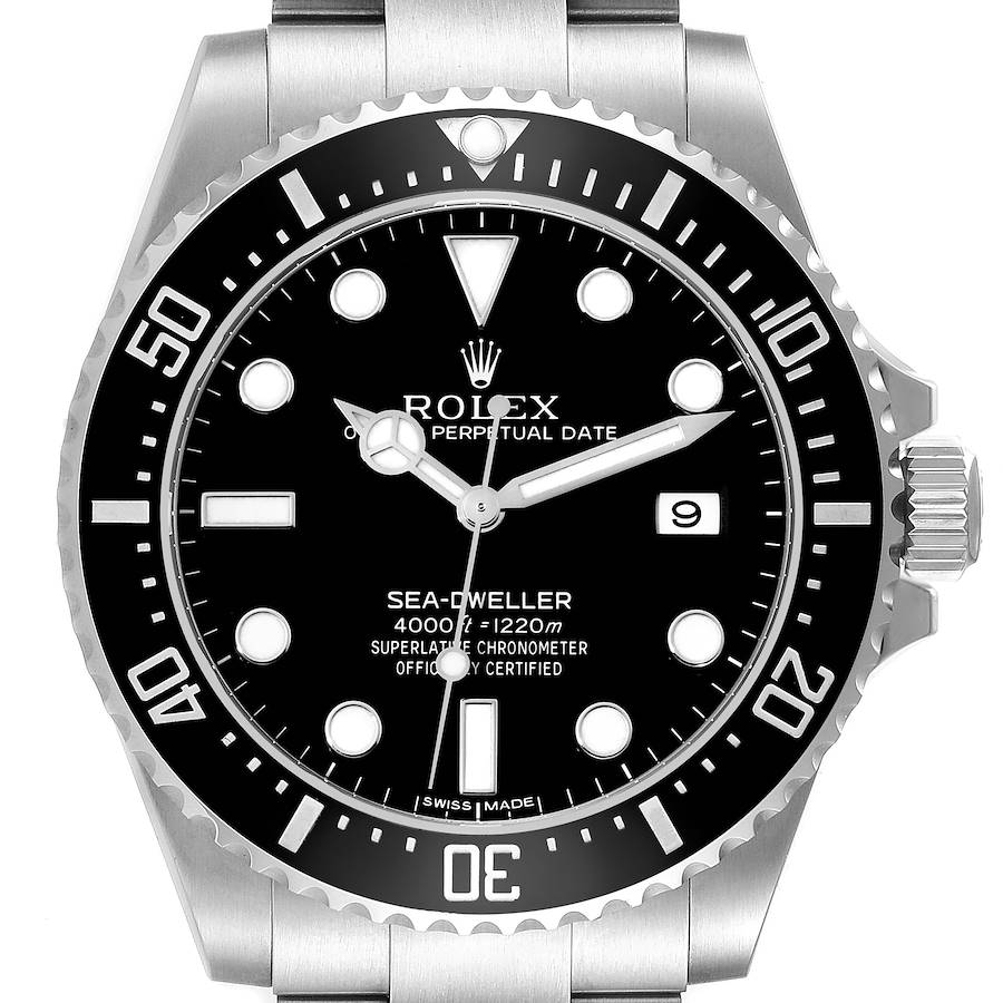 The image shows a front view of the Rolex Sea-Dweller model 116600 featuring its dial, bezel, and crown.