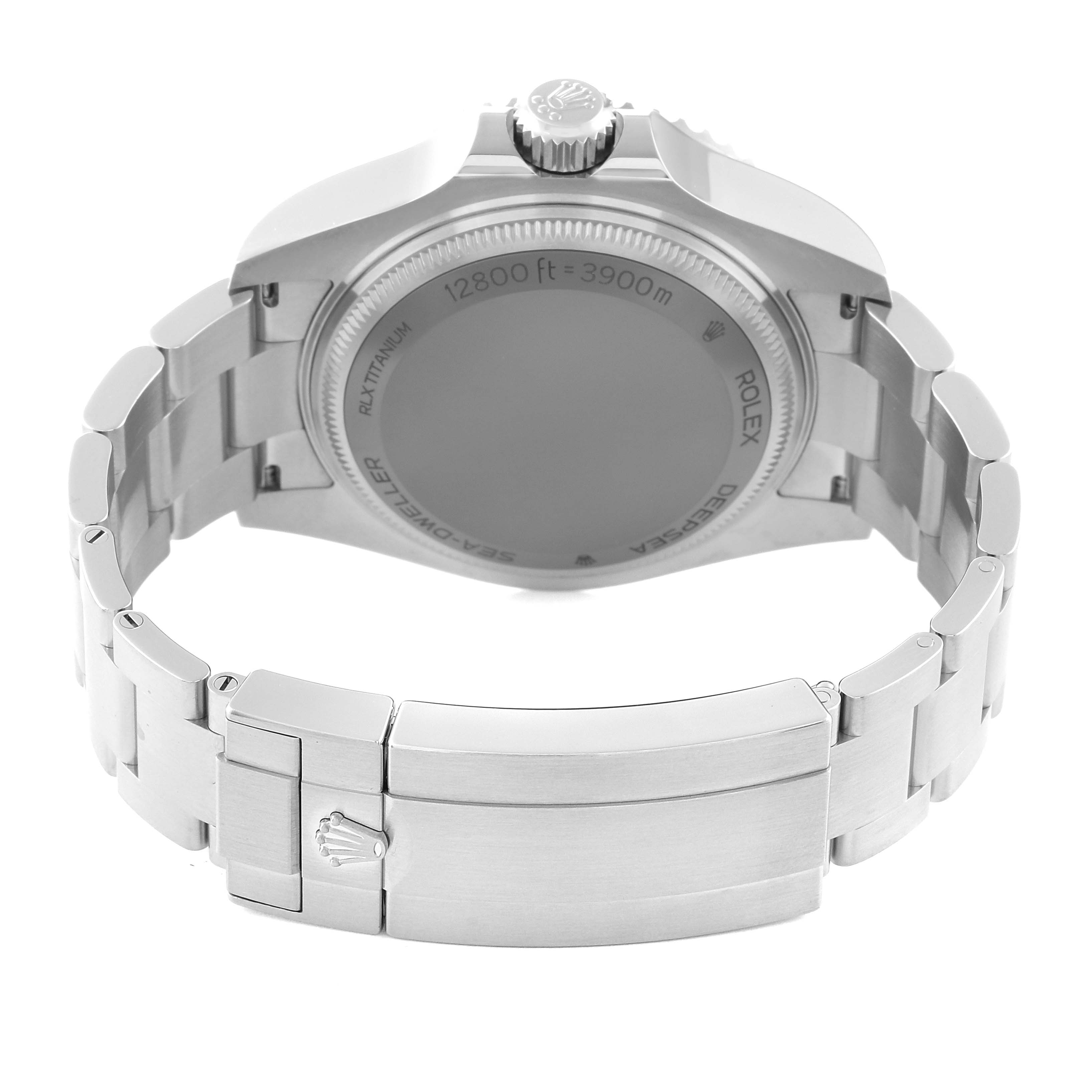 This image shows the back and bracelet of the Rolex Sea-Dweller 136660 Men
s Stainless Steel Black Dial 136660 Men
s Stainless Steel Black Dial watch at an angle from behind.