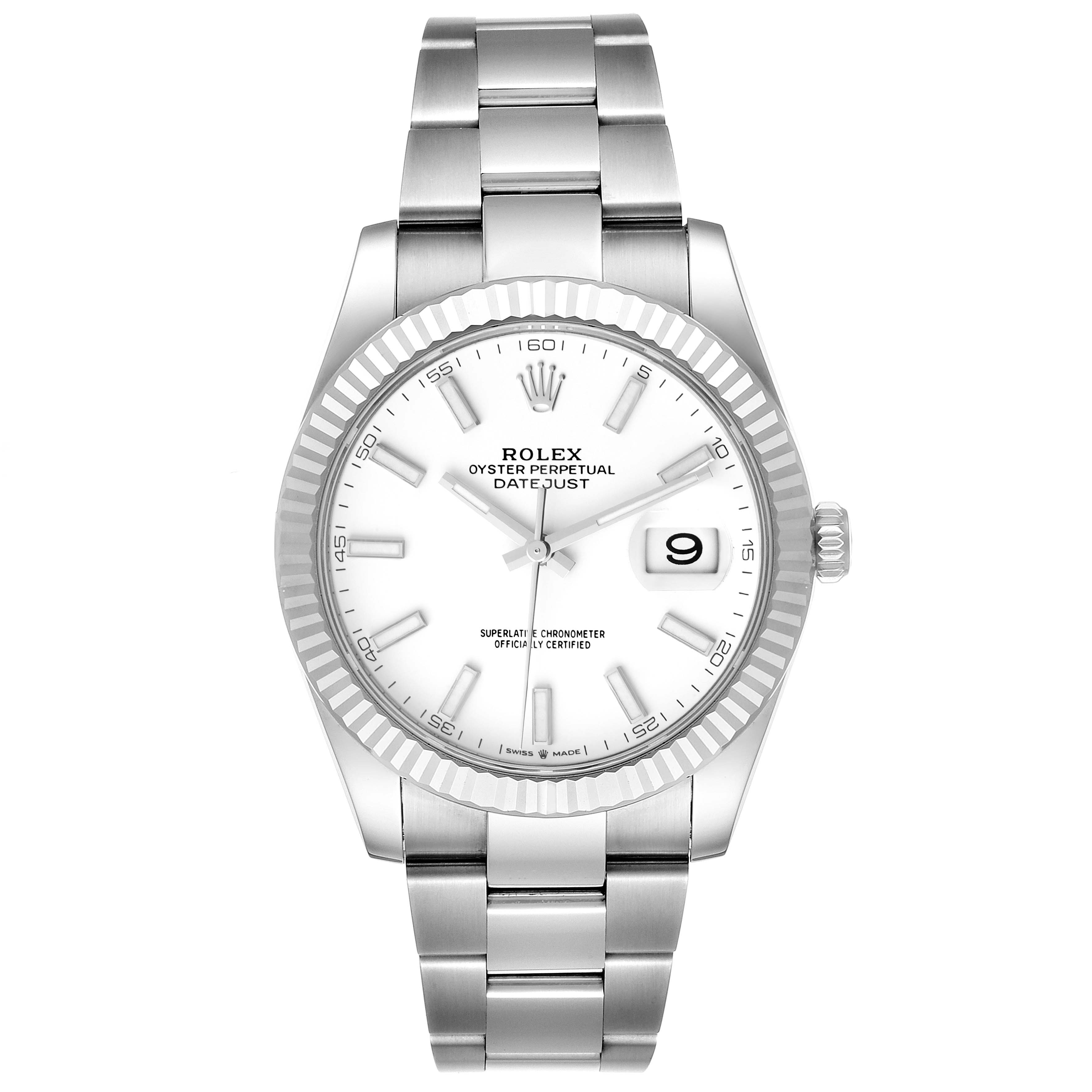 This is a front view of the Rolex Datejust 41 126334 Men
s Stainless Steel White Dial 126334 Men
s Stainless Steel White Dial watch, showing the bracelet, bezel, dial, and date window at three o
clock.