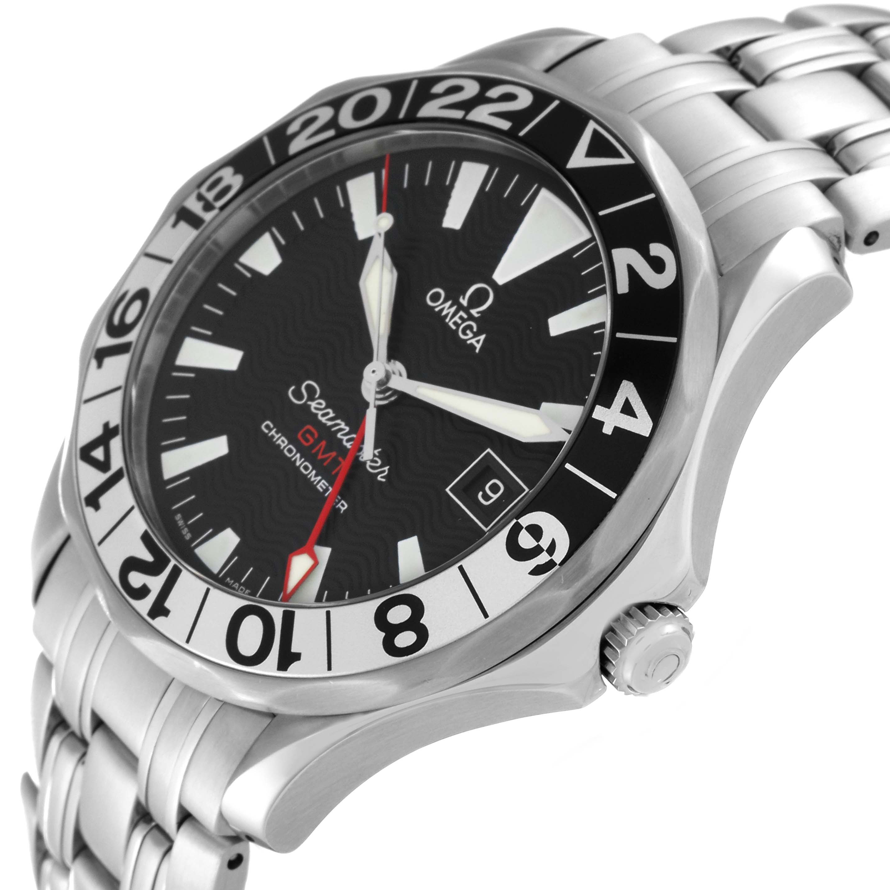 The image shows an angled, close-up view of an Omega Seamaster 2534.50.00 Men
s Stainless Steel Black Dial 2534.50.00 Men
s Stainless Steel Black Dial watch, highlighting its bezel, dial, and metal bracelet.