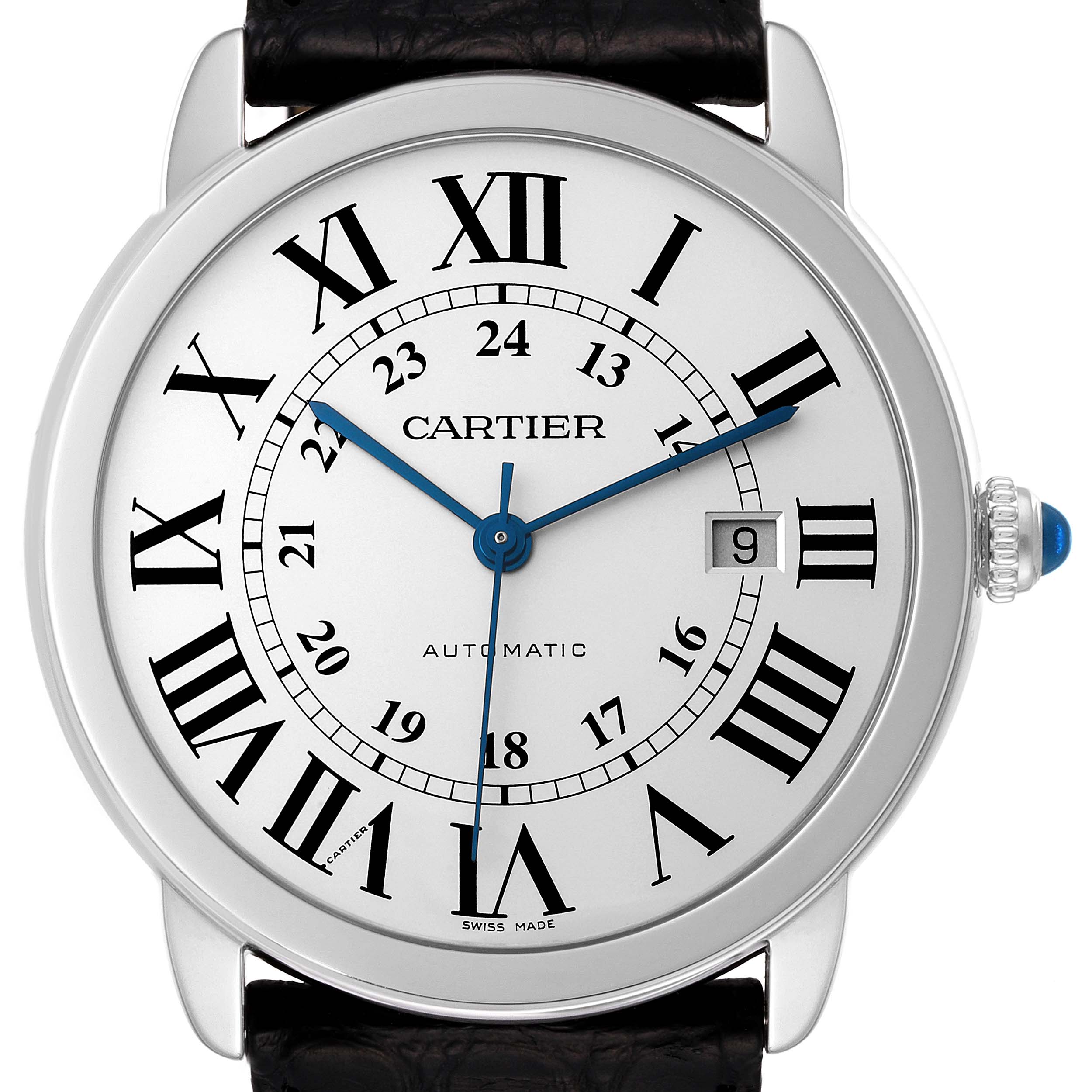The image shows a front view of a Cartier Ronde W6701011 Men
s Stainless Steel Silver Dial W6701011 Men
s Stainless Steel Silver Dial model watch, displaying the face, Roman numerals, date window, and hands.