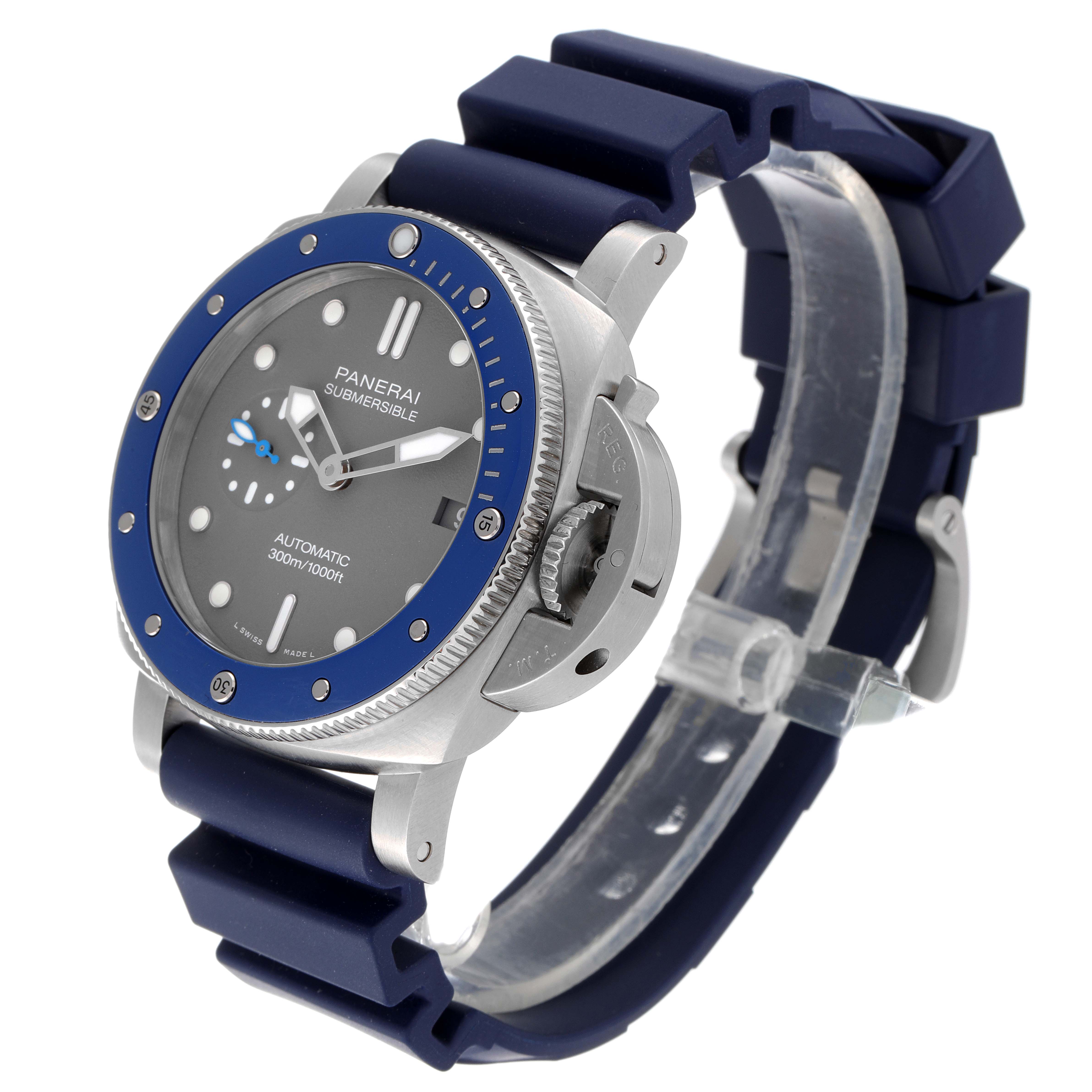 The image shows a side angle view of a Panerai Submersible PAM00959 Men's Stainless Steel Grey Dial PAM00959 Men's Stainless Steel Grey Dial watch, focusing on the face, bezel, and strap.