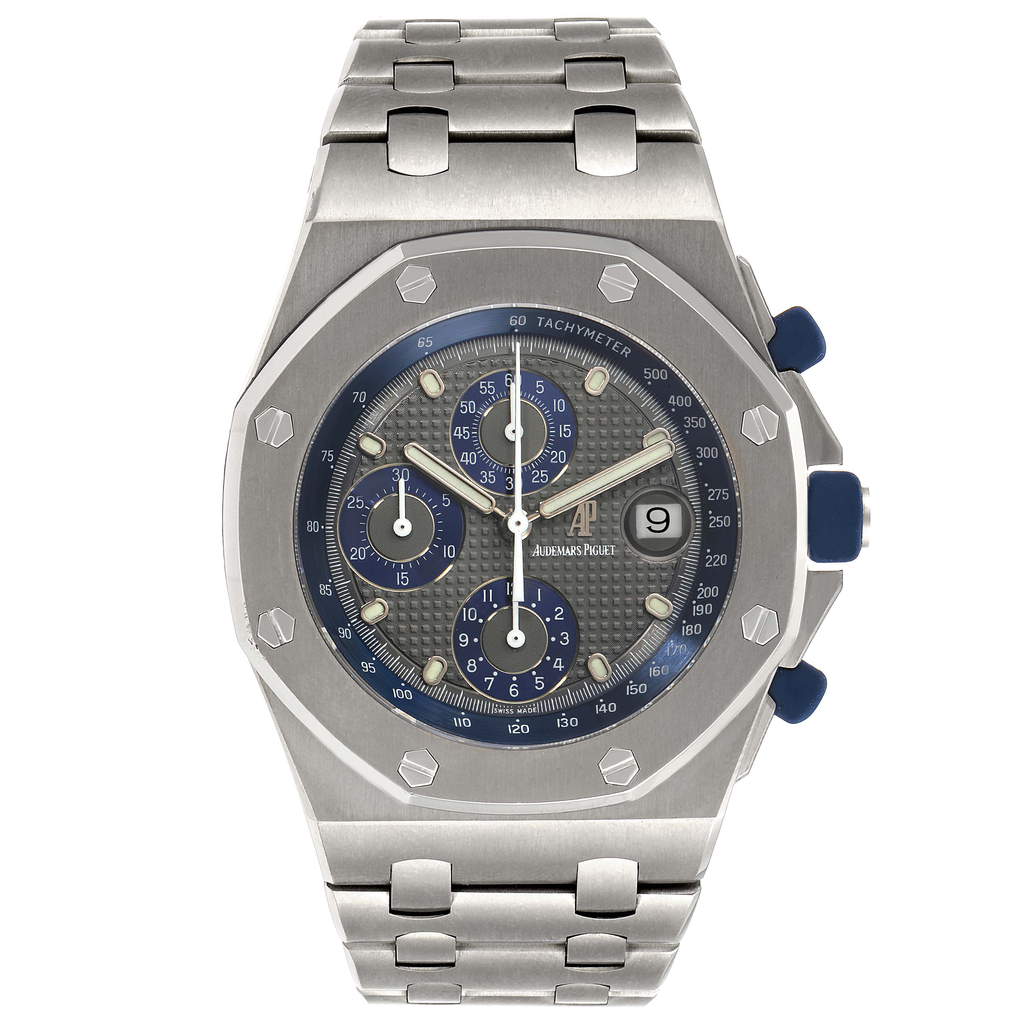 The image shows a front view of the Audemars Piguet Royal Oak Offshore 25721TI  Men's Titanium Grey Dial 25721TI  Men's Titanium Grey Dial watch, highlighting its dial, case, and bracelet.