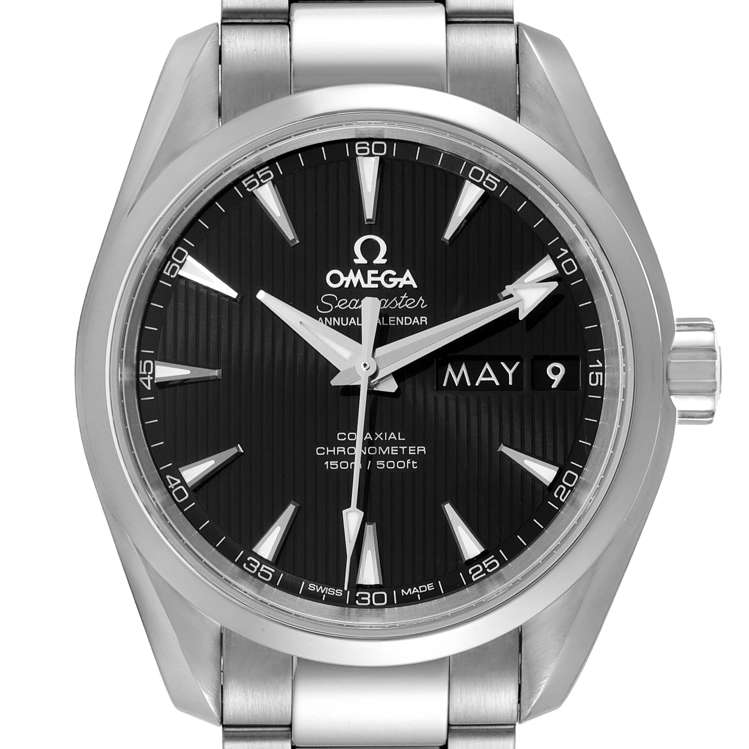 This image shows a front view of the Omega Aqua Terra 231.10.39.22.01.001 Men's Stainless Steel Black Dial 231.10.39.22.01.001 Men's Stainless Steel Black Dial Seamaster watch, highlighting the black dial, date display, and stainless steel bracelet.