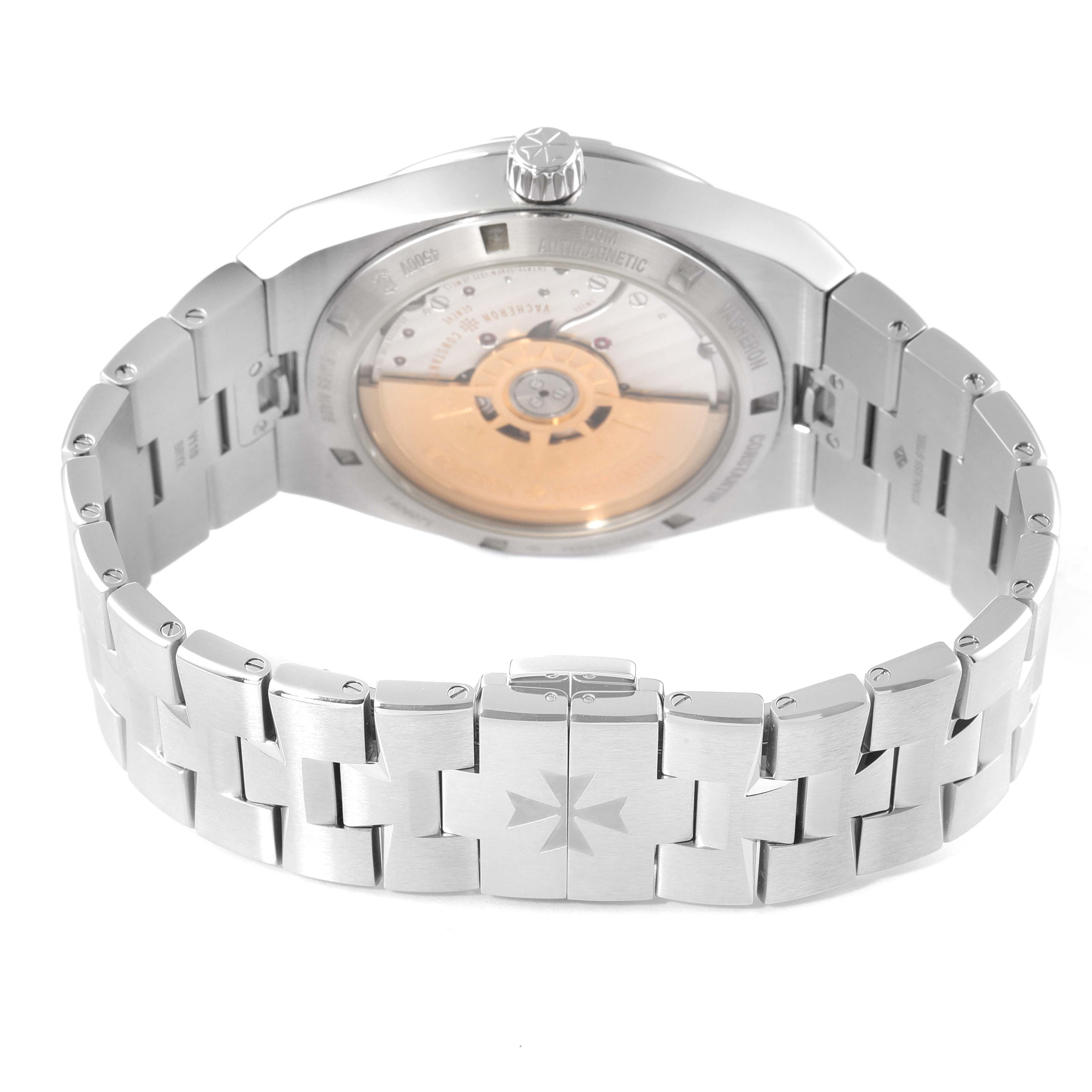 The image shows the back view of a Vacheron Constantin Overseas 4500V/110A-B128 Men's Stainless Steel Blue Dial 4500V/110A-B128 Men's Stainless Steel Blue Dial model, highlighting its metal bracelet and transparent case back.