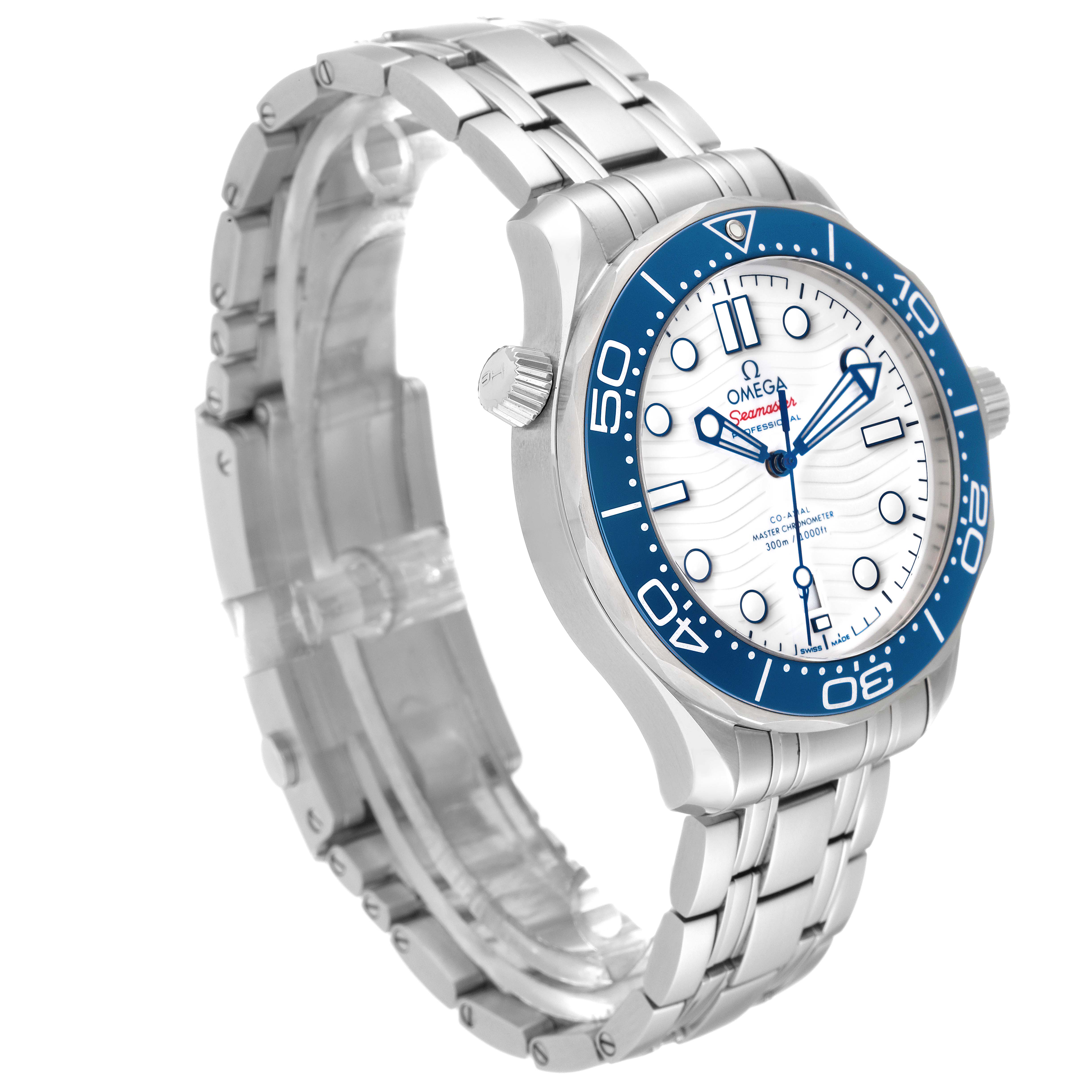 The image shows a three-quarter view of an Omega Seamaster 522.30.42.20.04.001 Men's Stainless Steel White Dial 522.30.42.20.04.001 Men's Stainless Steel White Dial watch, highlighting its stainless steel bracelet and blue bezel.