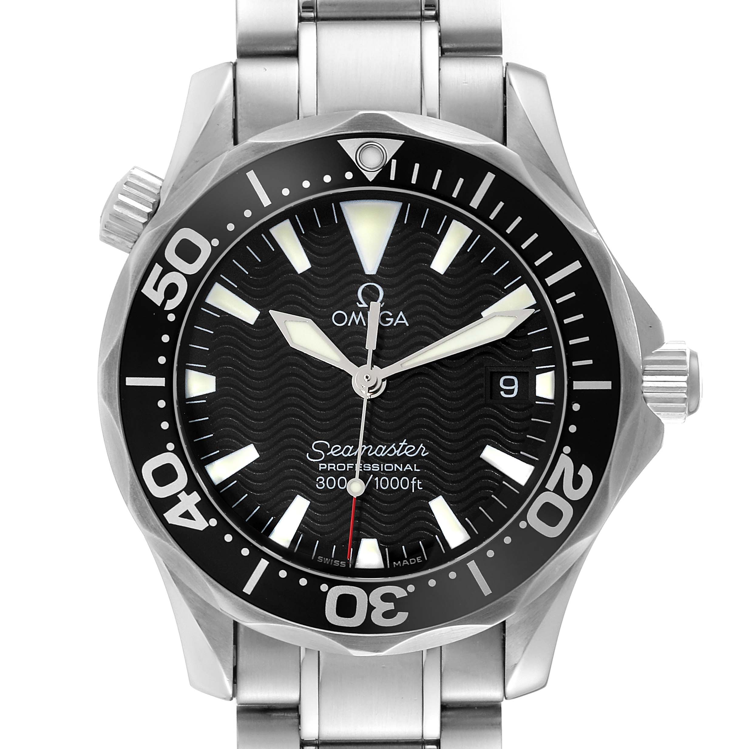 The image shows a front view of the Omega Seamaster 2262.50.00 Men
s Stainless Steel Black Dial 2262.50.00 Men
s Stainless Steel Black Dial watch, highlighting the dial, bezel, crown, and part of the bracelet.