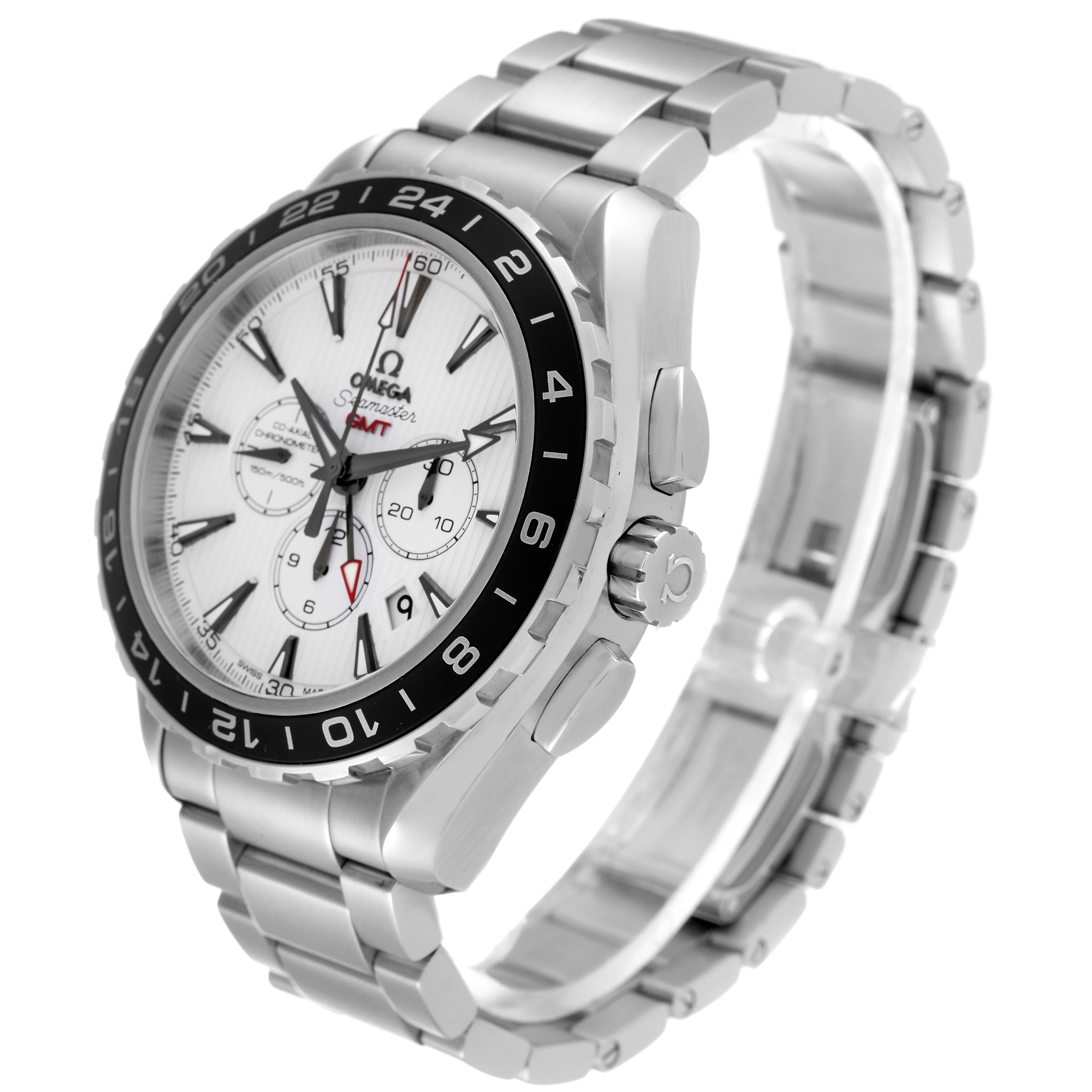 The Omega Aqua Terra 231.10.44.52.04.001 Men
s Stainless Steel White Dial 231.10.44.52.04.001 Men
s Stainless Steel White Dial watch is shown at an angle displaying the full dial and stainless steel bracelet.