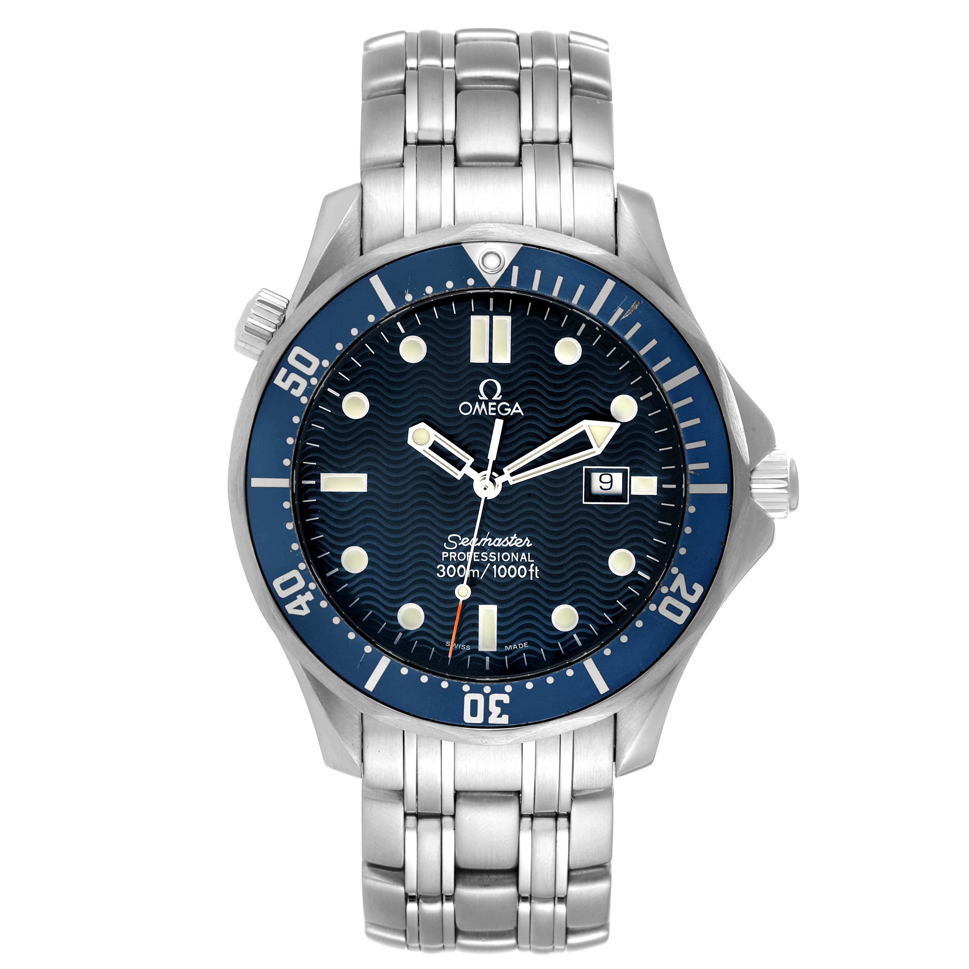 The image shows a front view of an Omega Seamaster 2541.80.00 Men's Stainless Steel Blue Dial 2541.80.00 Men's Stainless Steel Blue Dial watch, highlighting the face, bezel, and stainless steel bracelet.