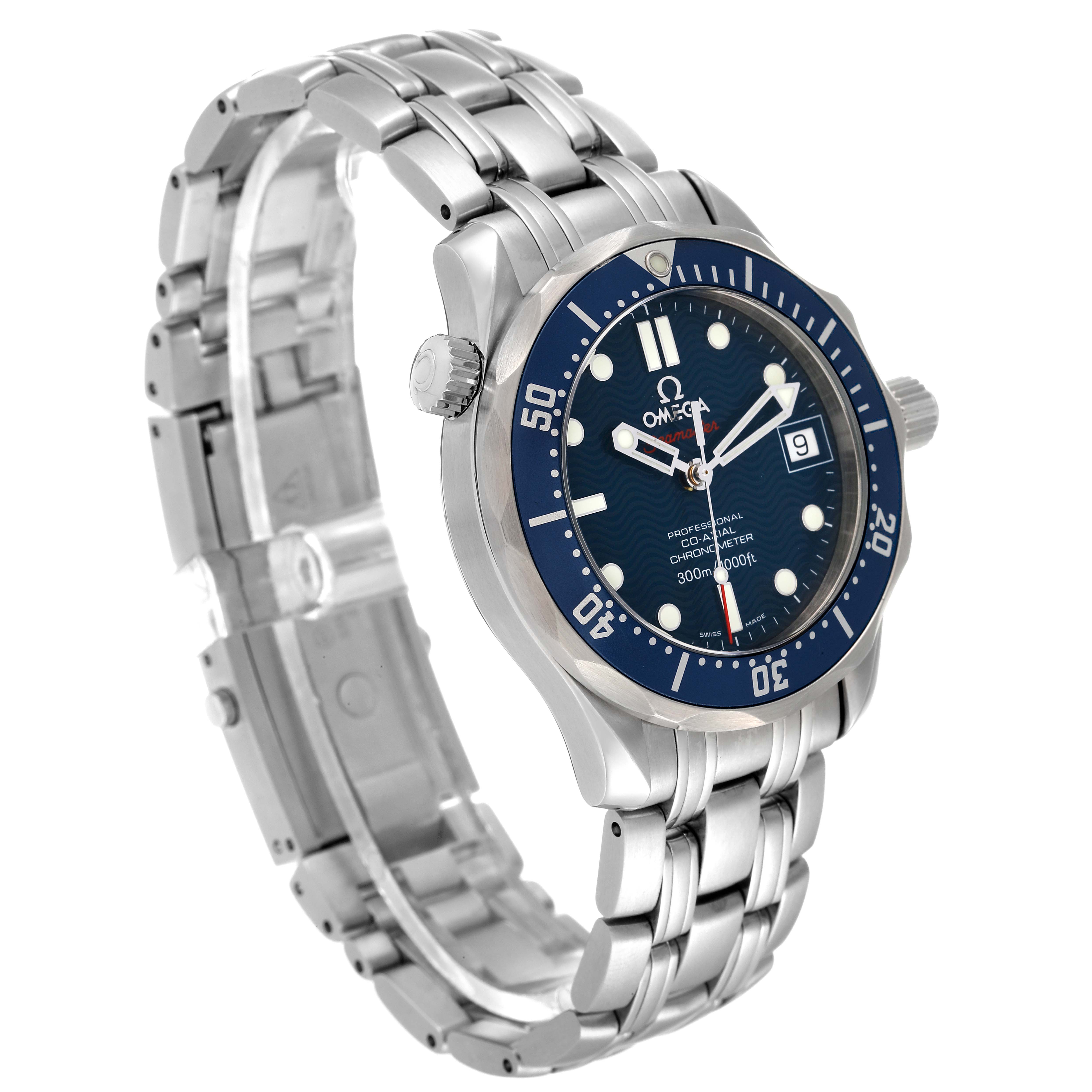 The image shows a side angle of the Omega Seamaster 2222.80.00 Men's Stainless Steel Blue Dial 2222.80.00 Men's Stainless Steel Blue Dial watch featuring the dial, bezel, crown, and stainless steel bracelet.