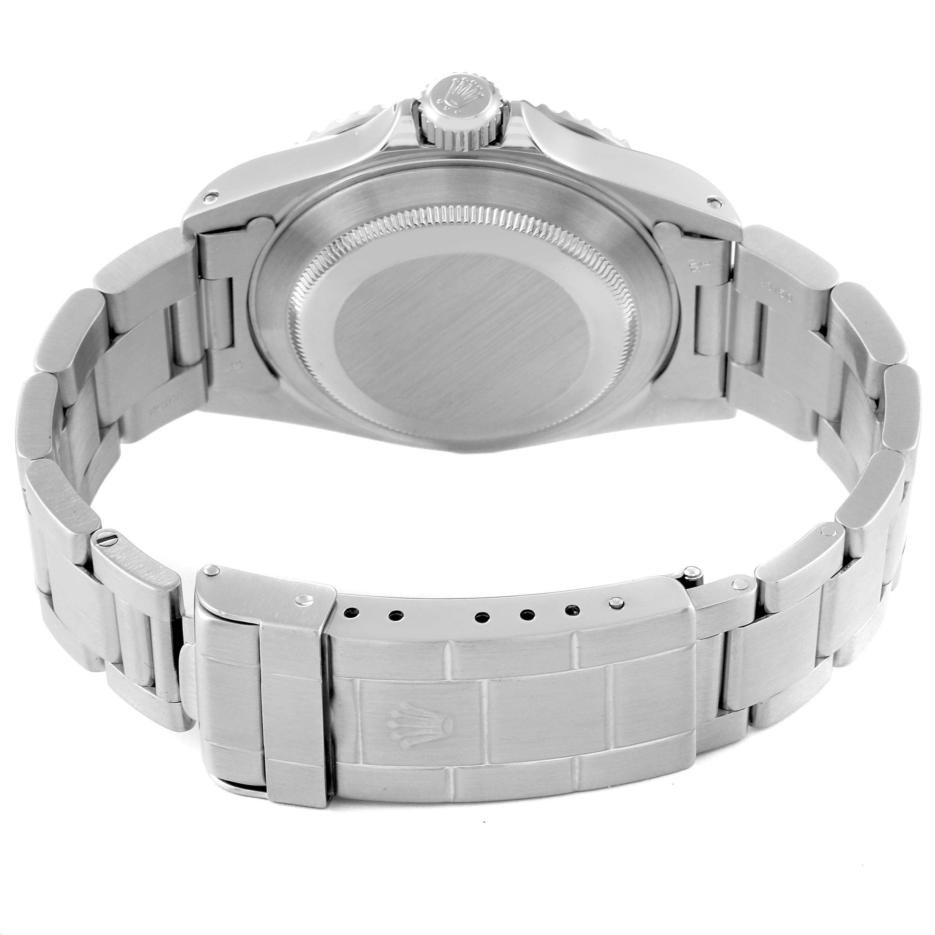 The image shows the back view of a Rolex Submariner 14060 Men
s Stainless Steel Black Dial 14060 Men
s Stainless Steel Black Dial watch, highlighting its case back, bracelet, and clasp.