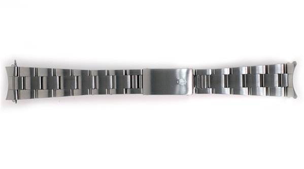 This image shows the stainless steel bracelet of a Rolex Date 15000 Men's Stainless Steel  15000 Men's Stainless Steel  model, viewed from above.