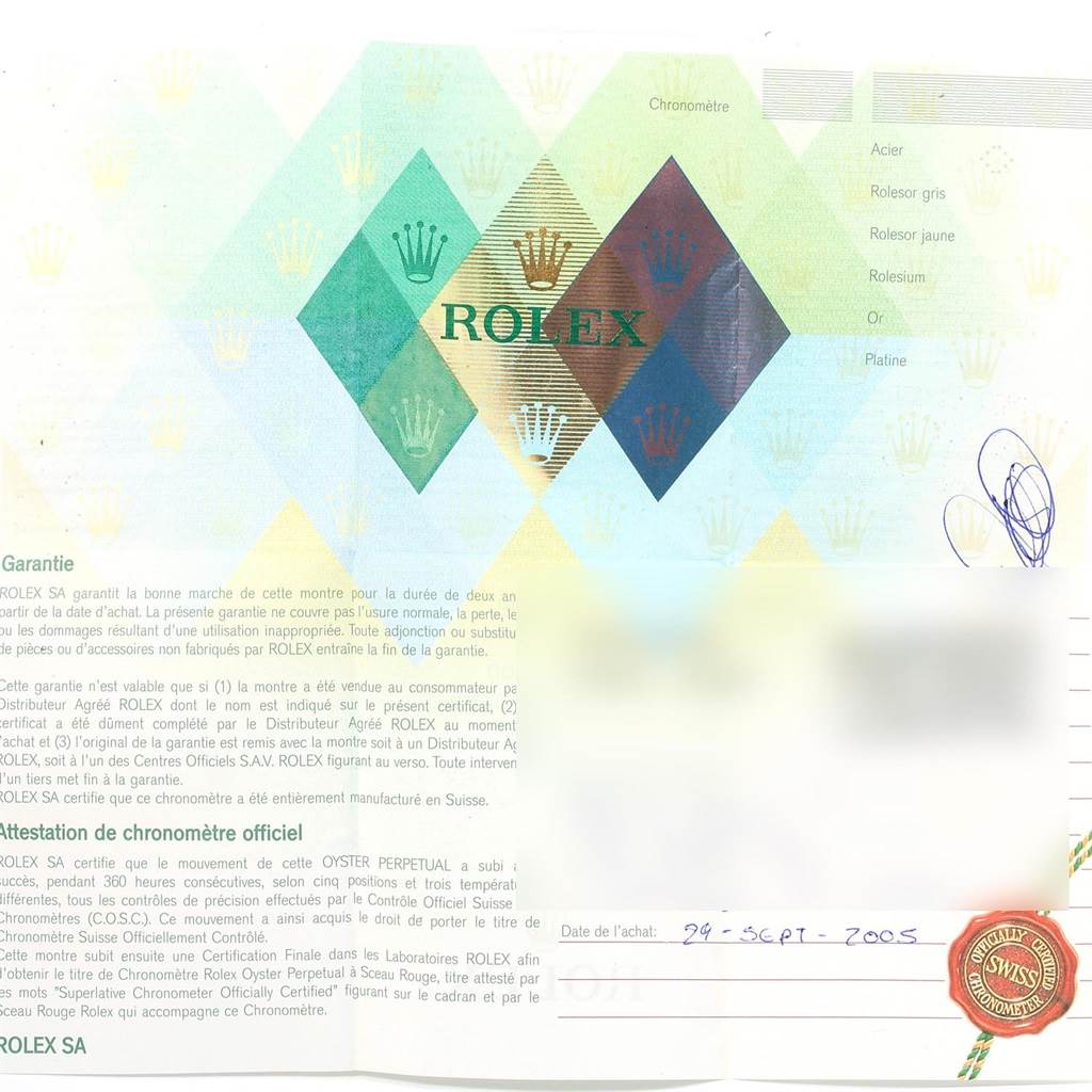 This image shows the warranty certificate for a Daytona model by Rolex, including the brand’s logo and certification details.