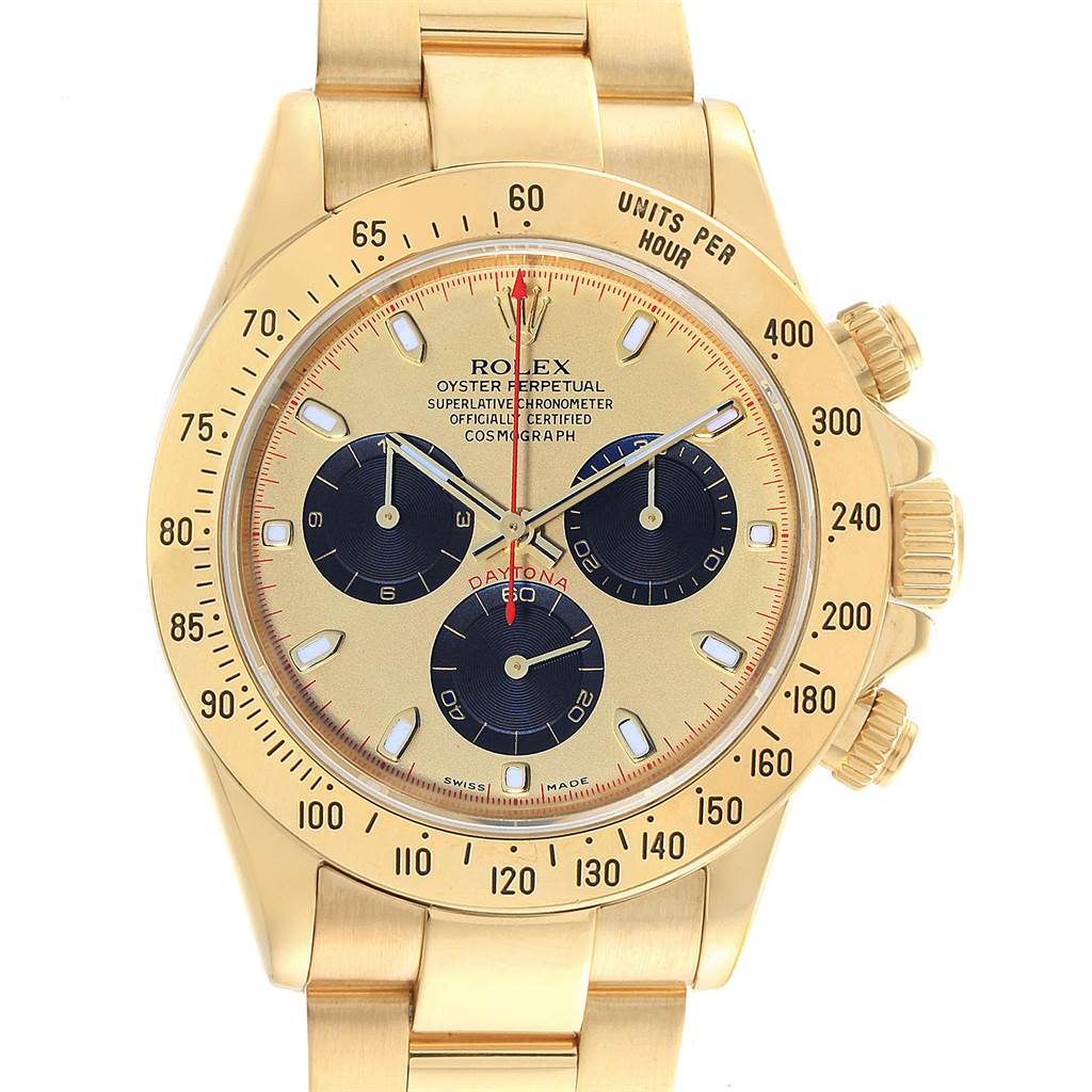 This image shows a frontal view of a Rolex Daytona 116528 Men's Yellow Gold Champagne Dial 116528 Men's Yellow Gold Champagne Dial watch, highlighting the dial, bezel, and bracelet.