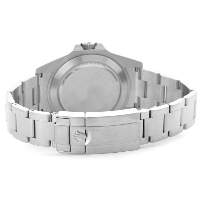 This image shows the back and clasp of the Rolex Explorer 216570 Men
s Stainless Steel White Dial 216570 Men
s Stainless Steel White Dial watch, with a focus on the bracelet and case back.