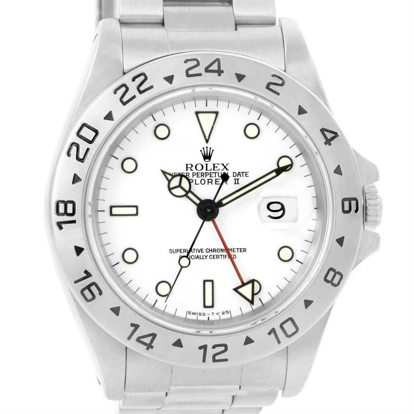 Shown from a frontal angle, this Rolex Explorer 16570 Men
s Stainless Steel White Dial 16570 Men
s Stainless Steel White Dial model watch displays its face, bezel, dial, hands, and part of the bracelet.