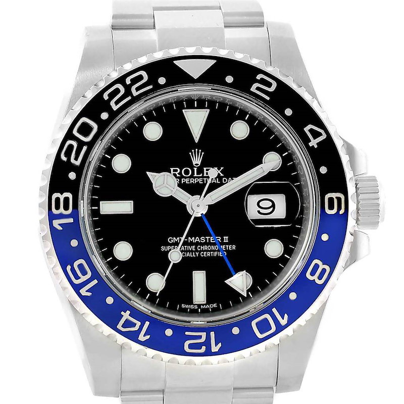 The image shows a front view of the Rolex GMT-Master II watch displaying the dial, bezel, and part of the bracelet.