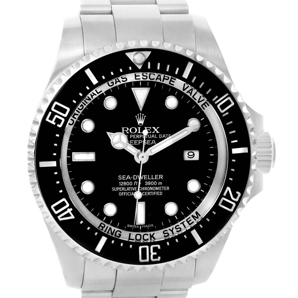 The image shows a front view of the Rolex Sea-Dweller 116660 Men's Stainless Steel Black Dial 116660 Men's Stainless Steel Black Dial watch, highlighting its dial, bezel, and bracelet.