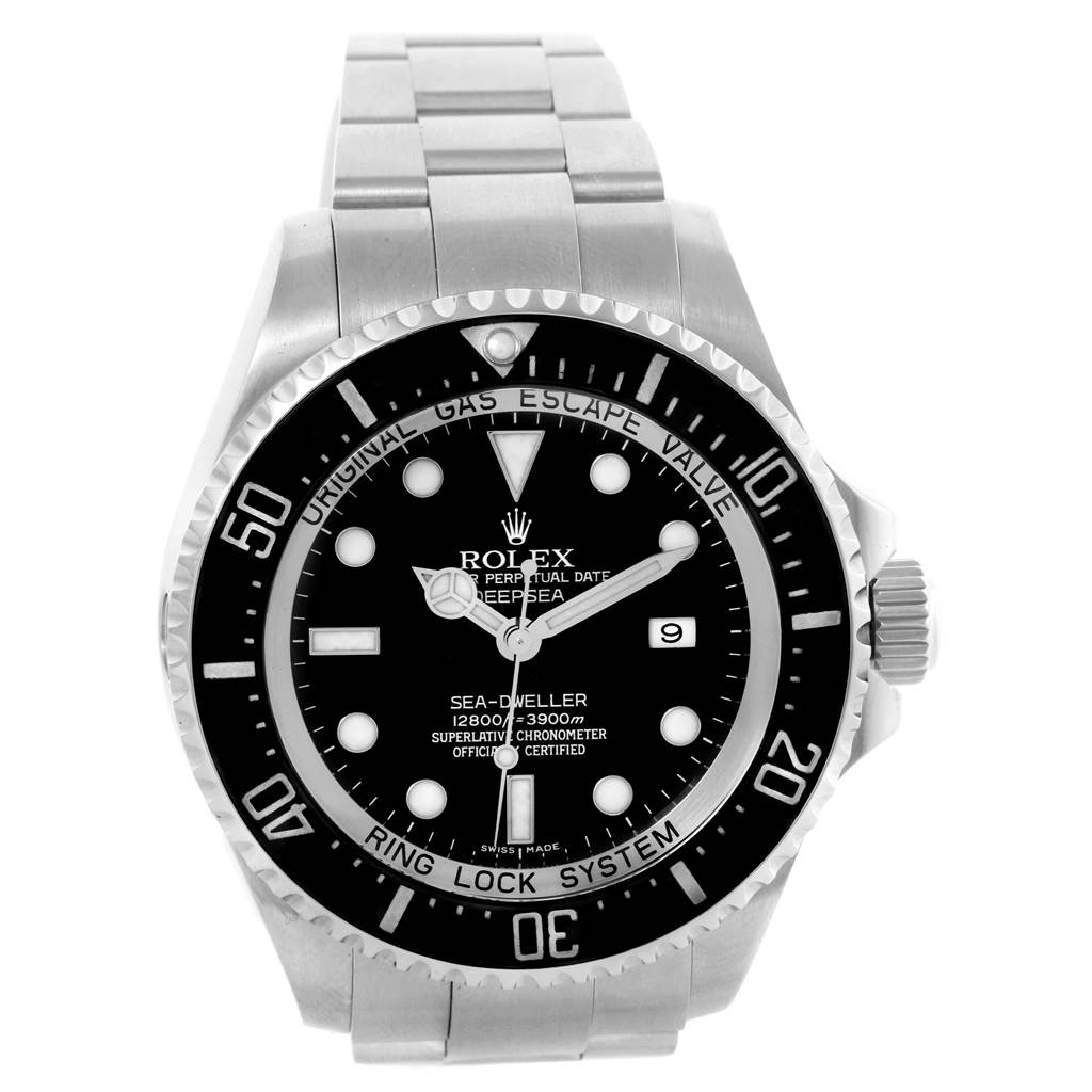 The image shows a frontal view of a Rolex Sea-Dweller 116660 Men's Stainless Steel Black Dial 116660 Men's Stainless Steel Black Dial watch, detailing the dial, bezel, crown, and bracelet.