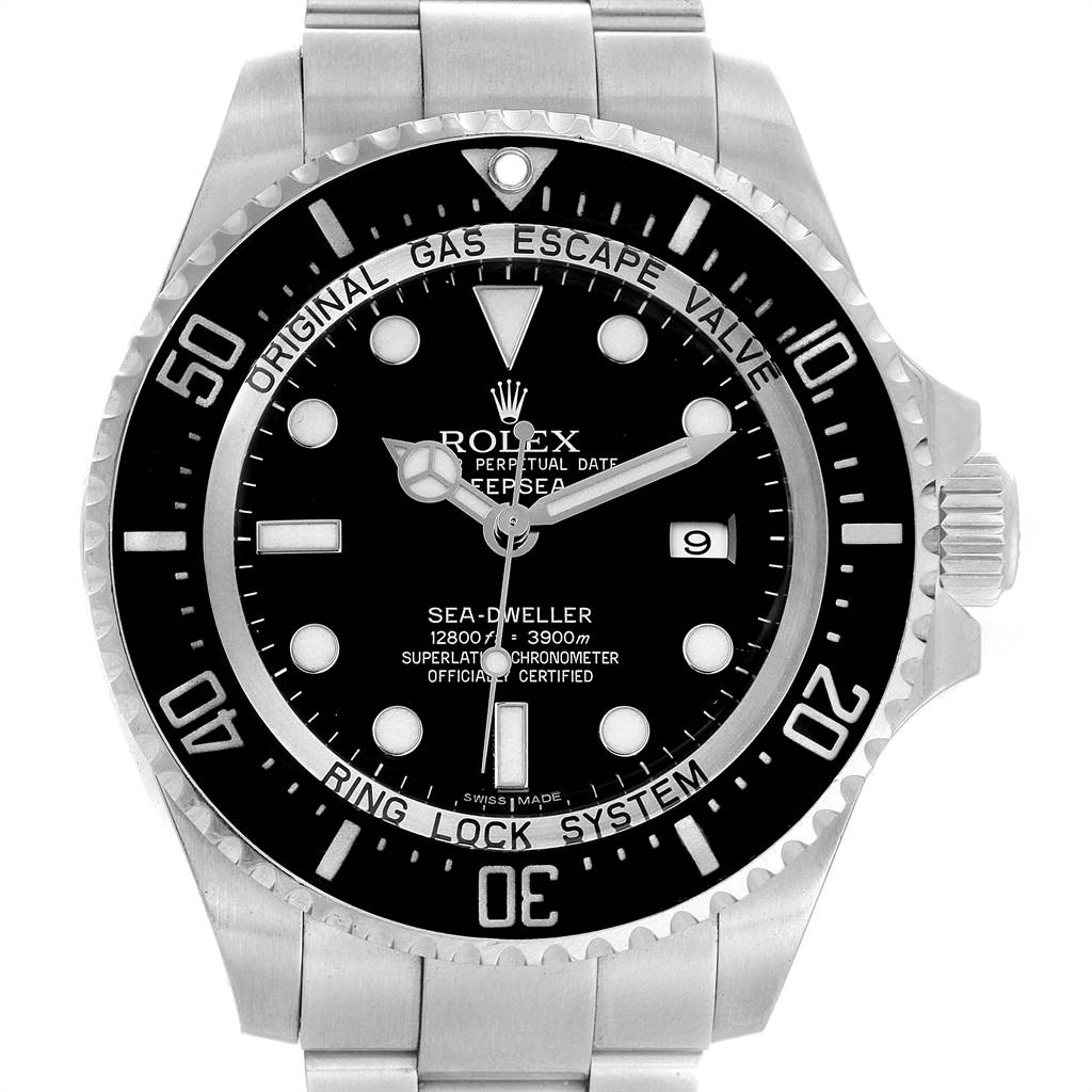 The image shows a frontal view of a Rolex Sea-Dweller 116660 Men
s Stainless Steel Black Dial 116660 Men
s Stainless Steel Black Dial watch, displaying its dial, bezel, and part of the metal bracelet.