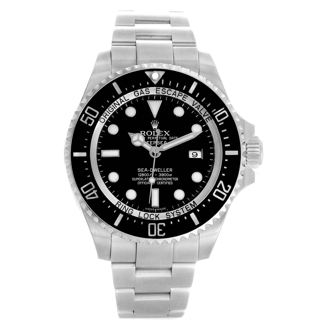 This image shows a front view of a Rolex Sea-Dweller 116660 Men
s Stainless Steel Black Dial 116660 Men
s Stainless Steel Black Dial watch, displaying the face, bezel, lugs, and bracelet.