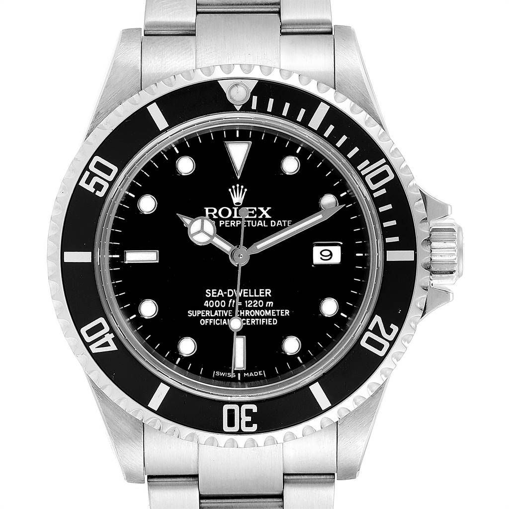 This image shows a frontal view of the Rolex Sea-Dweller 16600 Men
s Stainless Steel Black Dial 16600 Men
s Stainless Steel Black Dial watch, highlighting its dial, bezel, and bracelet.