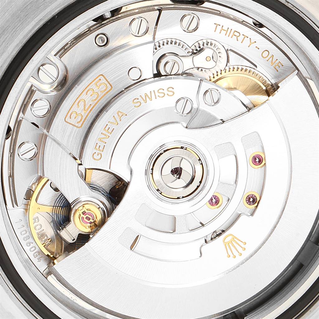 This is a close-up view of the movement inside the Rolex Sea-Dweller 126600 Men
s Stainless Steel Black Dial 126600 Men
s Stainless Steel Black Dial, focusing on its intricate mechanical parts.