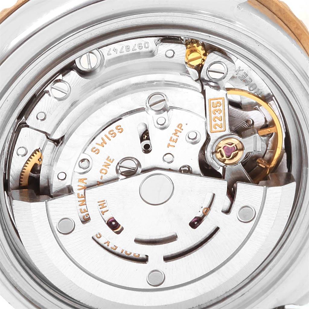 This image shows the internal mechanism of a Rolex Yacht-Master 169623 Women's Steel and Gold (two tone) White Dial 169623 Women's Steel and Gold (two tone) White Dial watch from a close-up, top-down angle.