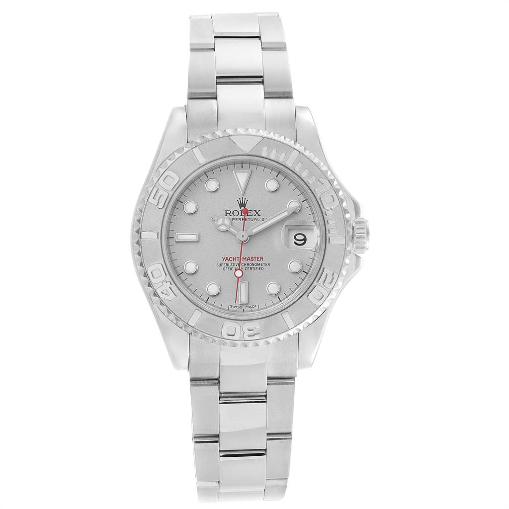 The image shows a front view of the Yacht-Master model watch by Rolex, highlighting the dial, bracelet, and bezel.