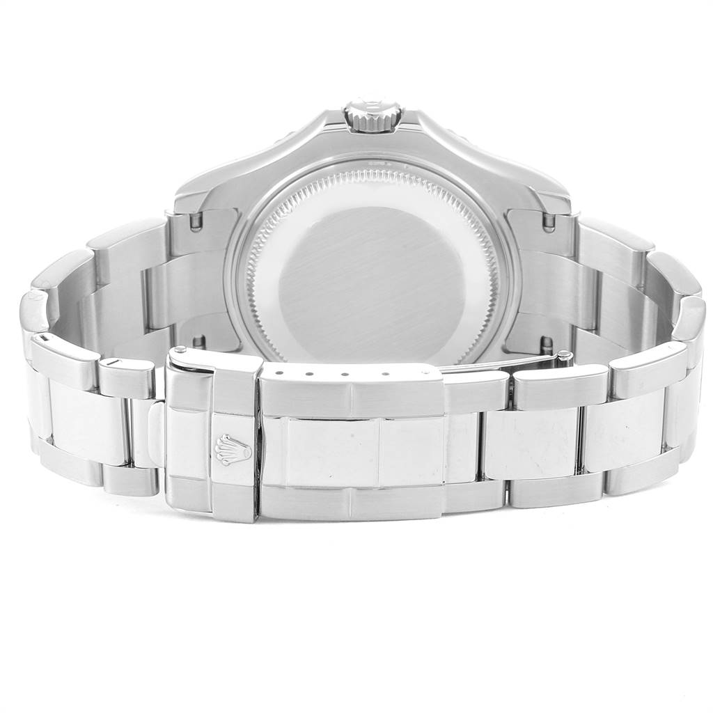 The image shows the back view of a Rolex Yacht-Master 168622 Men
s Stainless Steel Silver Dial 168622 Men
s Stainless Steel Silver Dial watch, highlighting the case back and metal bracelet.