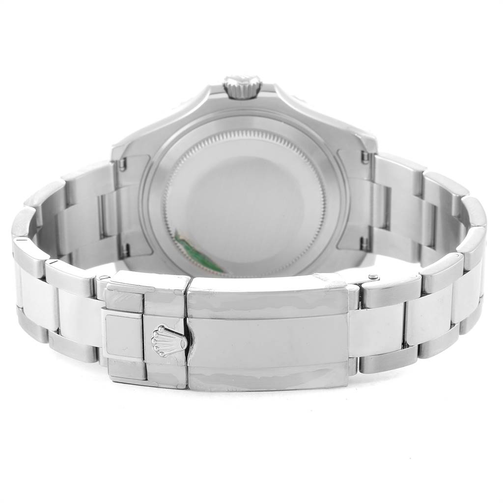 The image shows the back of a Rolex Yacht-Master 268622 Men
s Stainless Steel Grey Dial 268622 Men
s Stainless Steel Grey Dial watch, highlighting the clasp and bracelet.