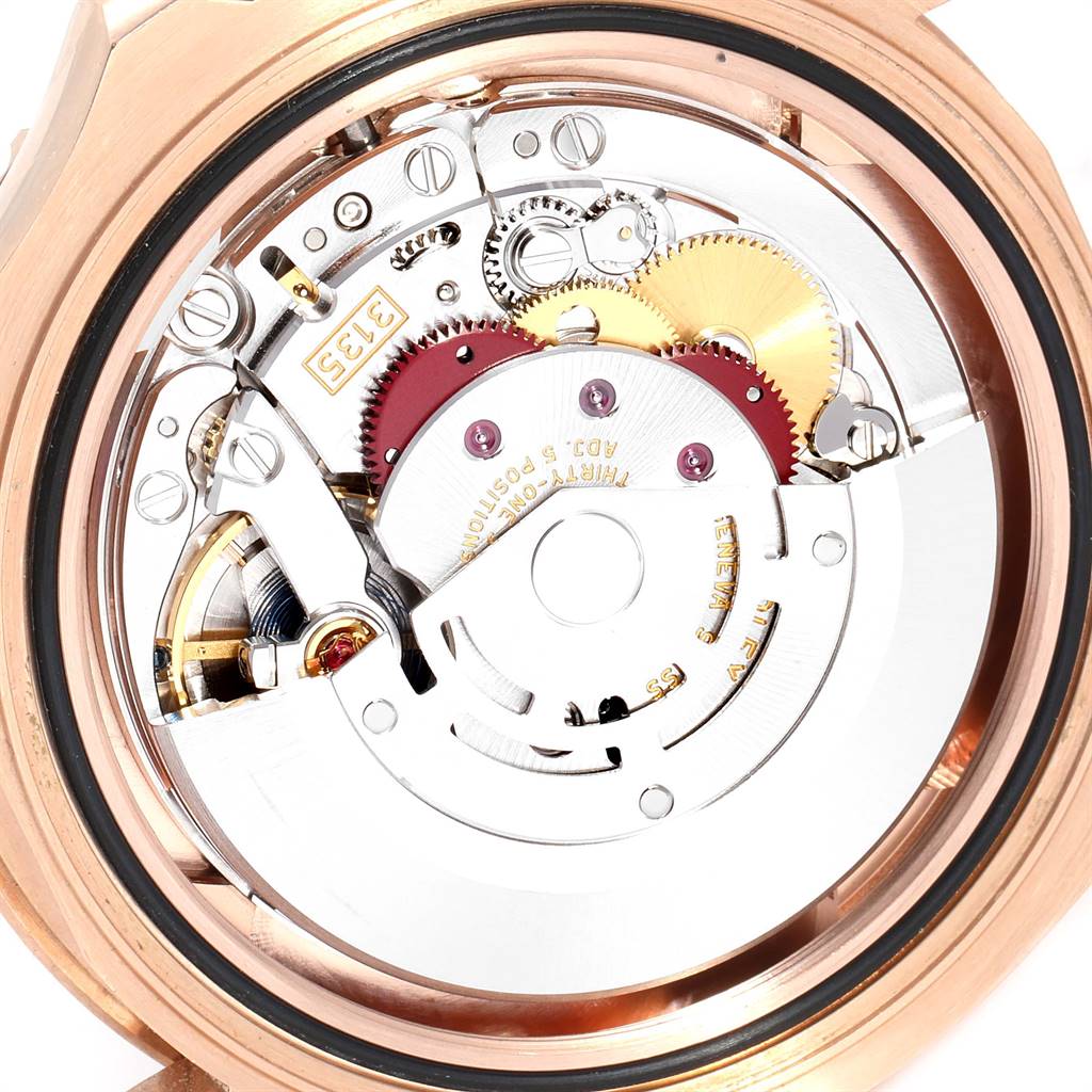 This image shows the back view of the Rolex Yacht-Master 116655 Men
s Rose Gold Black Dial 116655 Men
s Rose Gold Black Dial, highlighting its intricate internal mechanical movement.